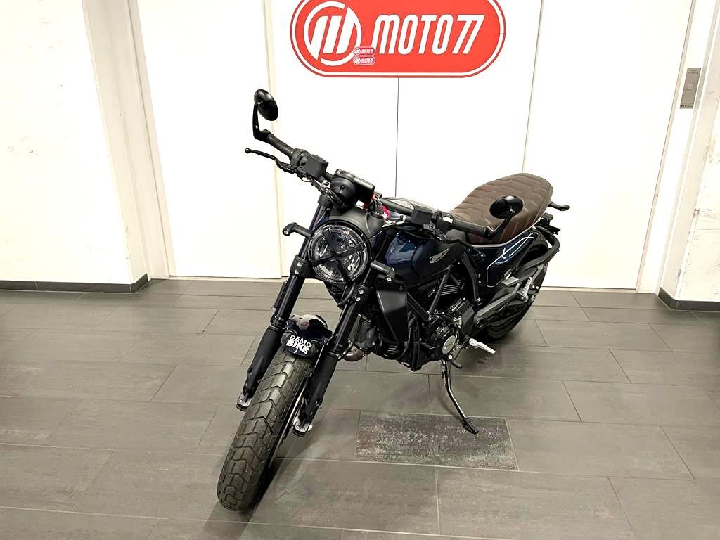 DUCATI SCRAMBLER 803 Nightshift ABS-showroom-element-1