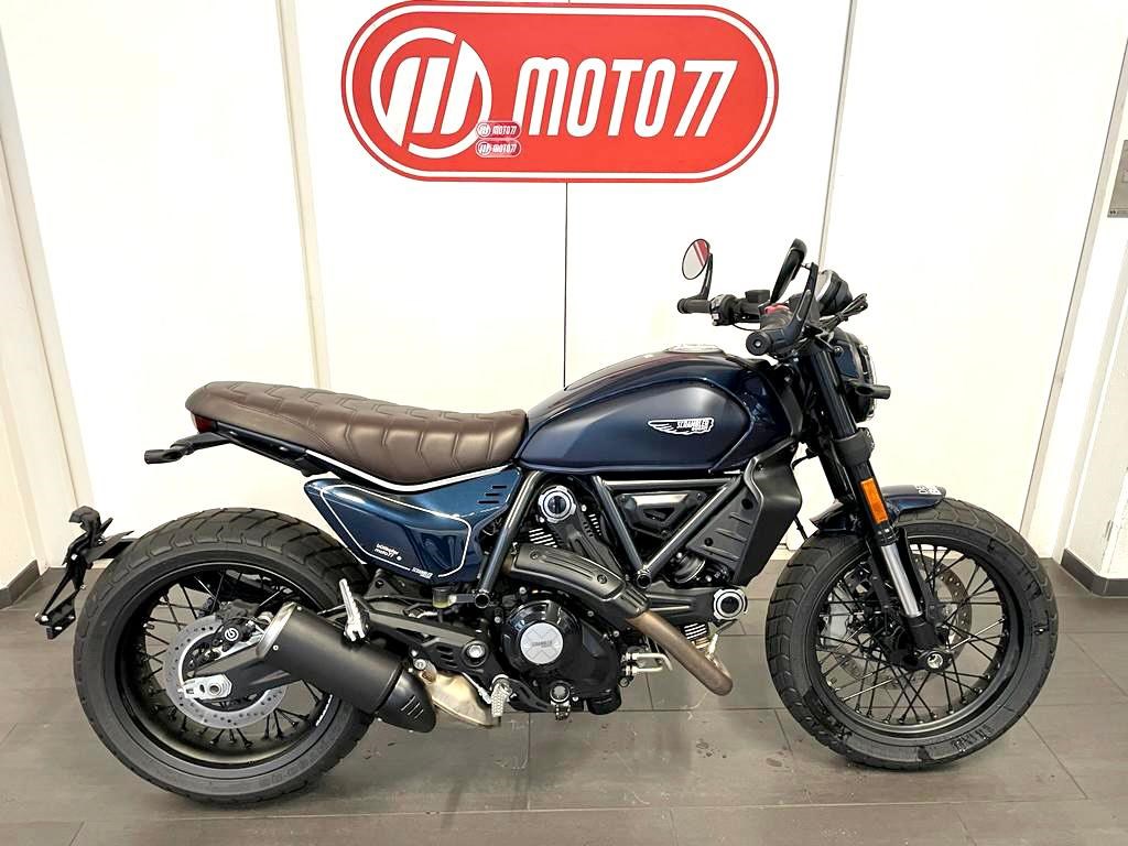DUCATI SCRAMBLER 803 Nightshift ABS-showroom-element-2