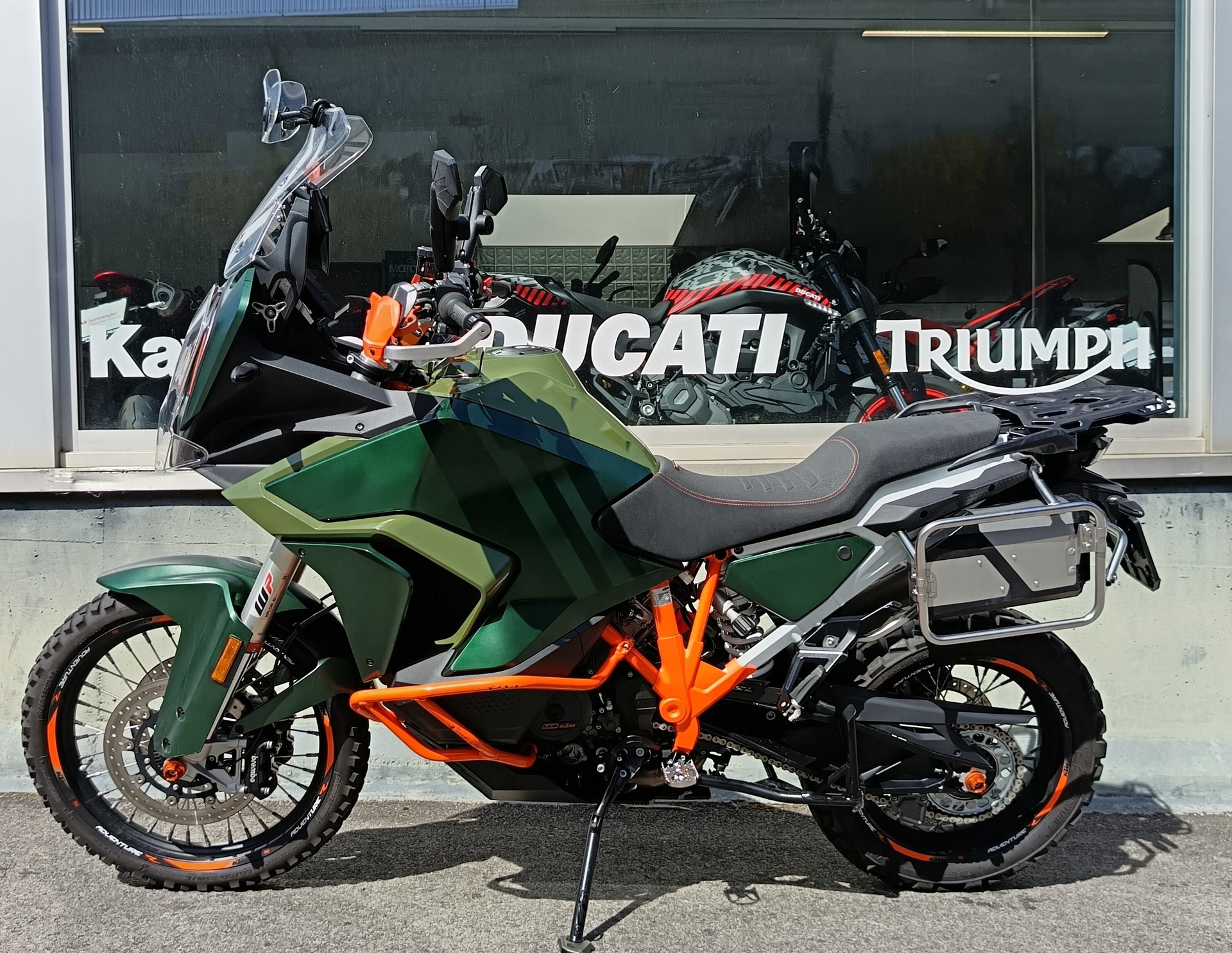 KTM 1290 Super Adventure R-showroom-element-1