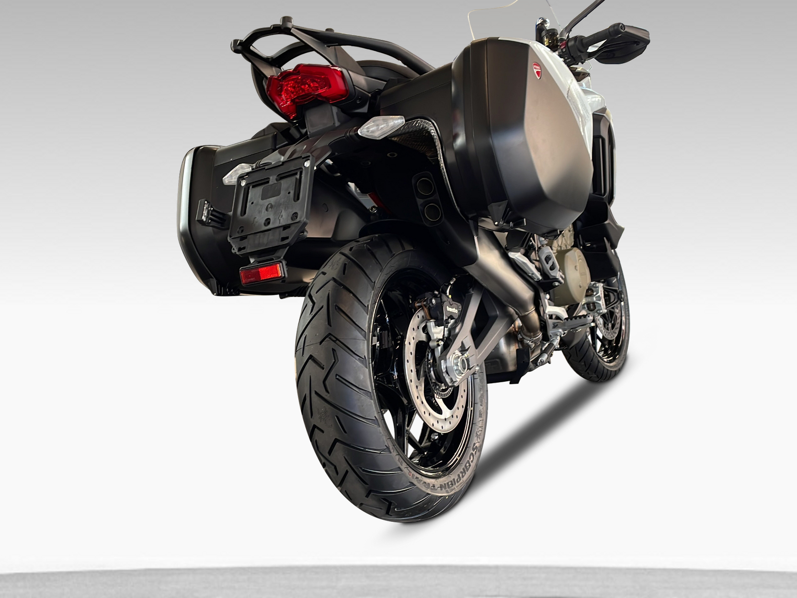 DUCATI MULTISTRADA V4 S Travel & Radar ABS-image-9