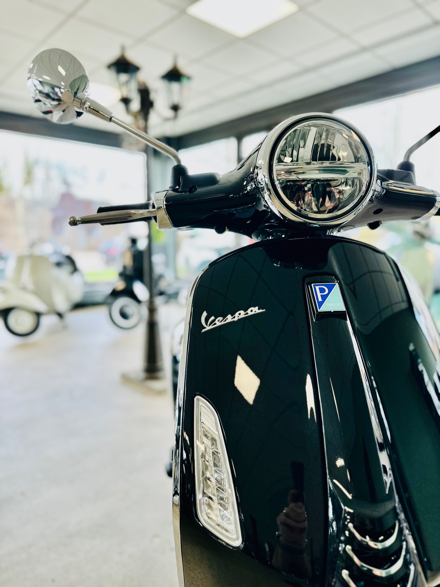 PIAGGIO Vespa 125 Primavera-image-5