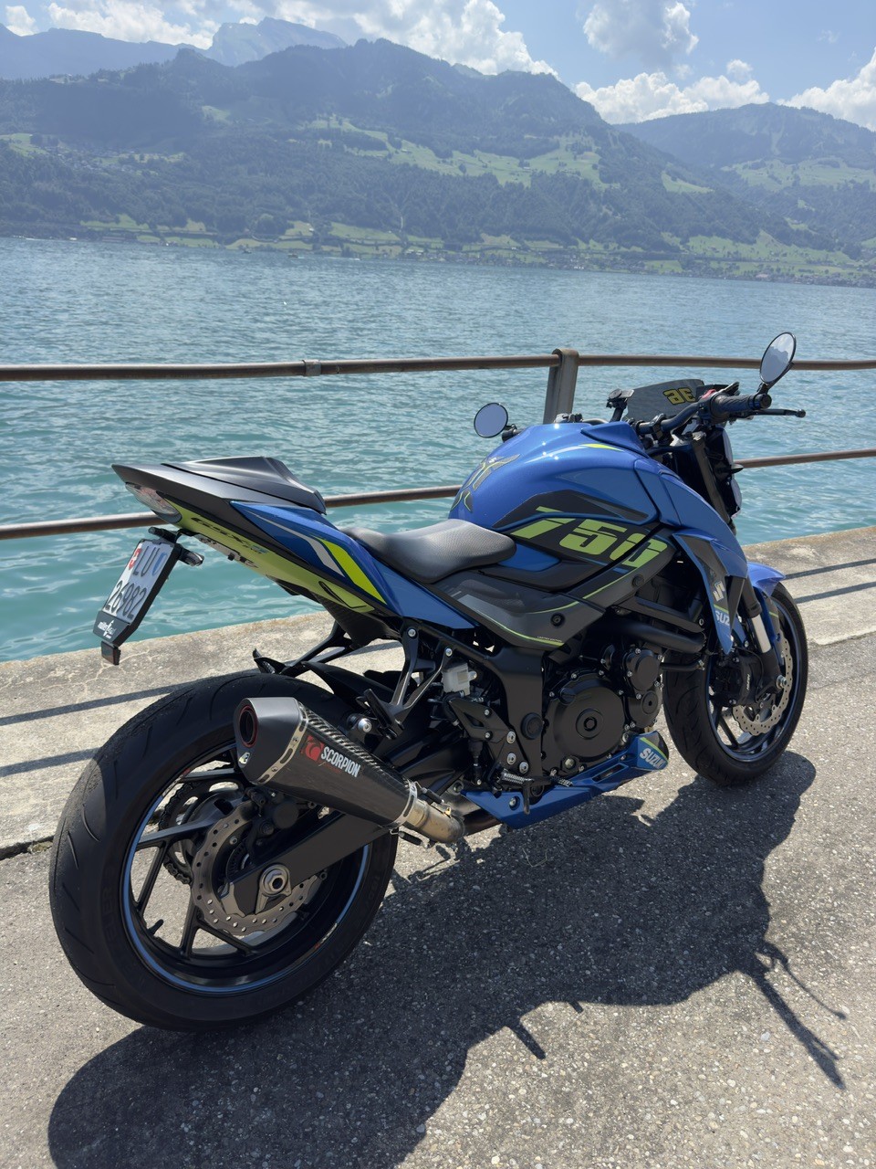 SUZUKI GSX-S 750-image-1