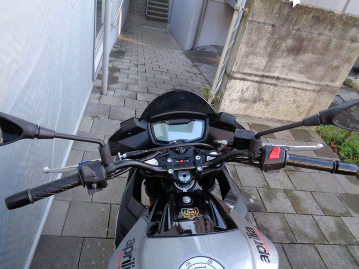 APRILIA TUONO 125-image-7