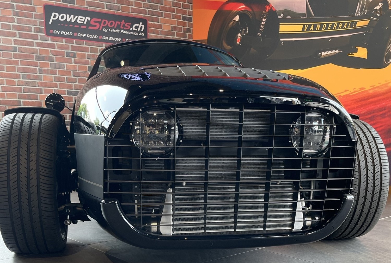 VANDERHALL Carmel GTS