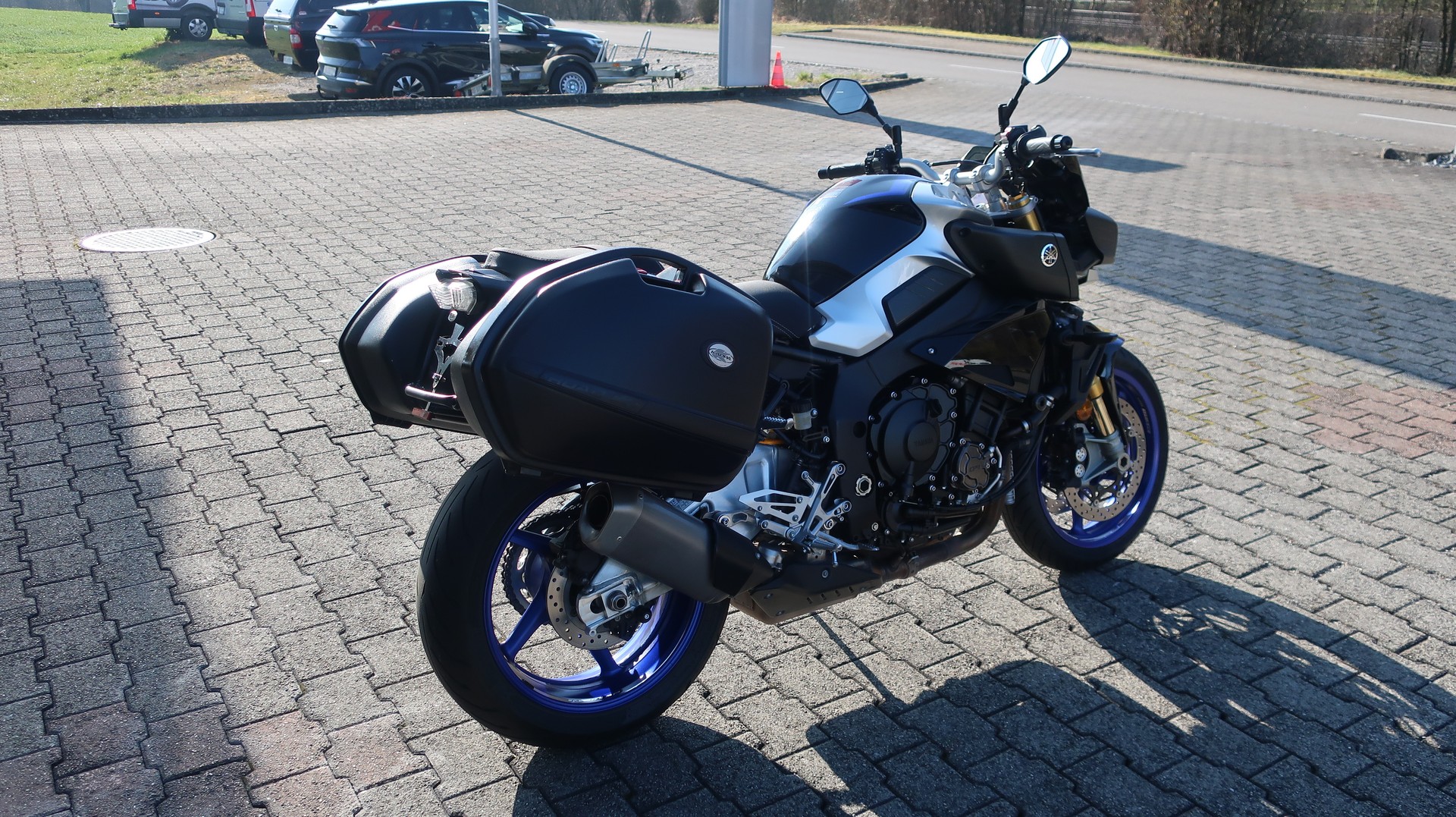 YAMAHA MT-10 SP ABS-showroom-element-2