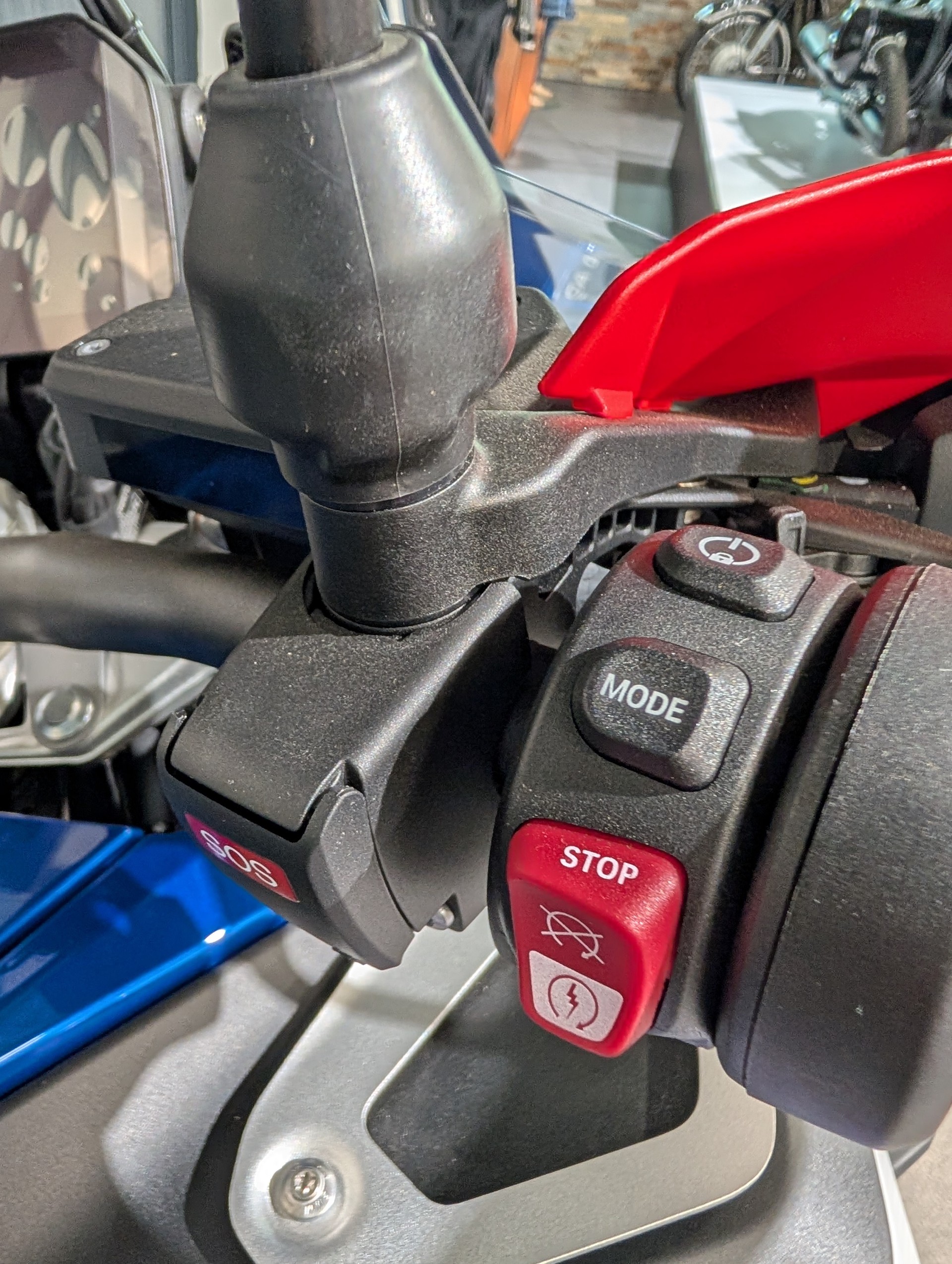 BMW R 1300 GS Adventure-showroom-element-3