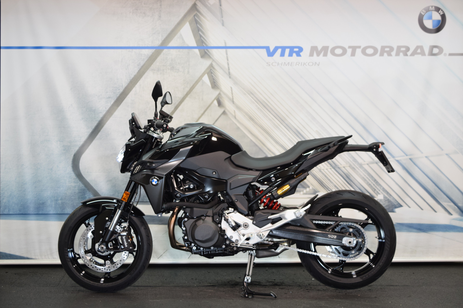 BMW F 900 R Triple Black Vollausstattung - Sofort verfügbar!-image-4