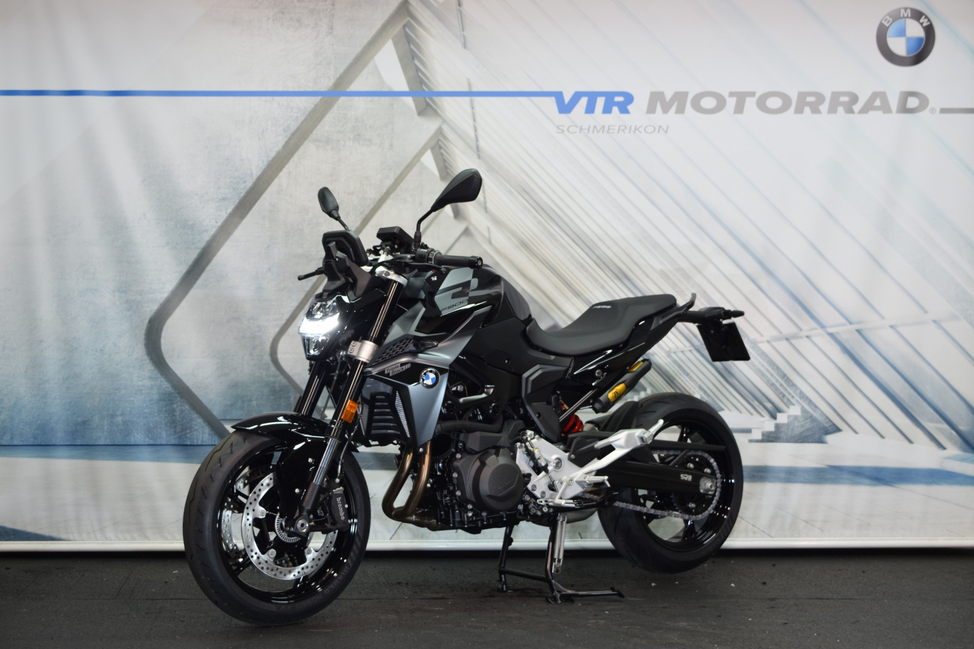 BMW F 900 R Triple Black Vollausstattung - Sofort verfügbar!-image-5