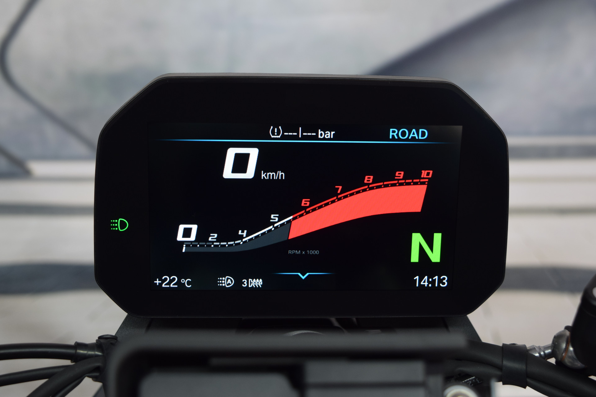 BMW F 900 R Triple Black Vollausstattung - Sofort verfügbar!-image-8