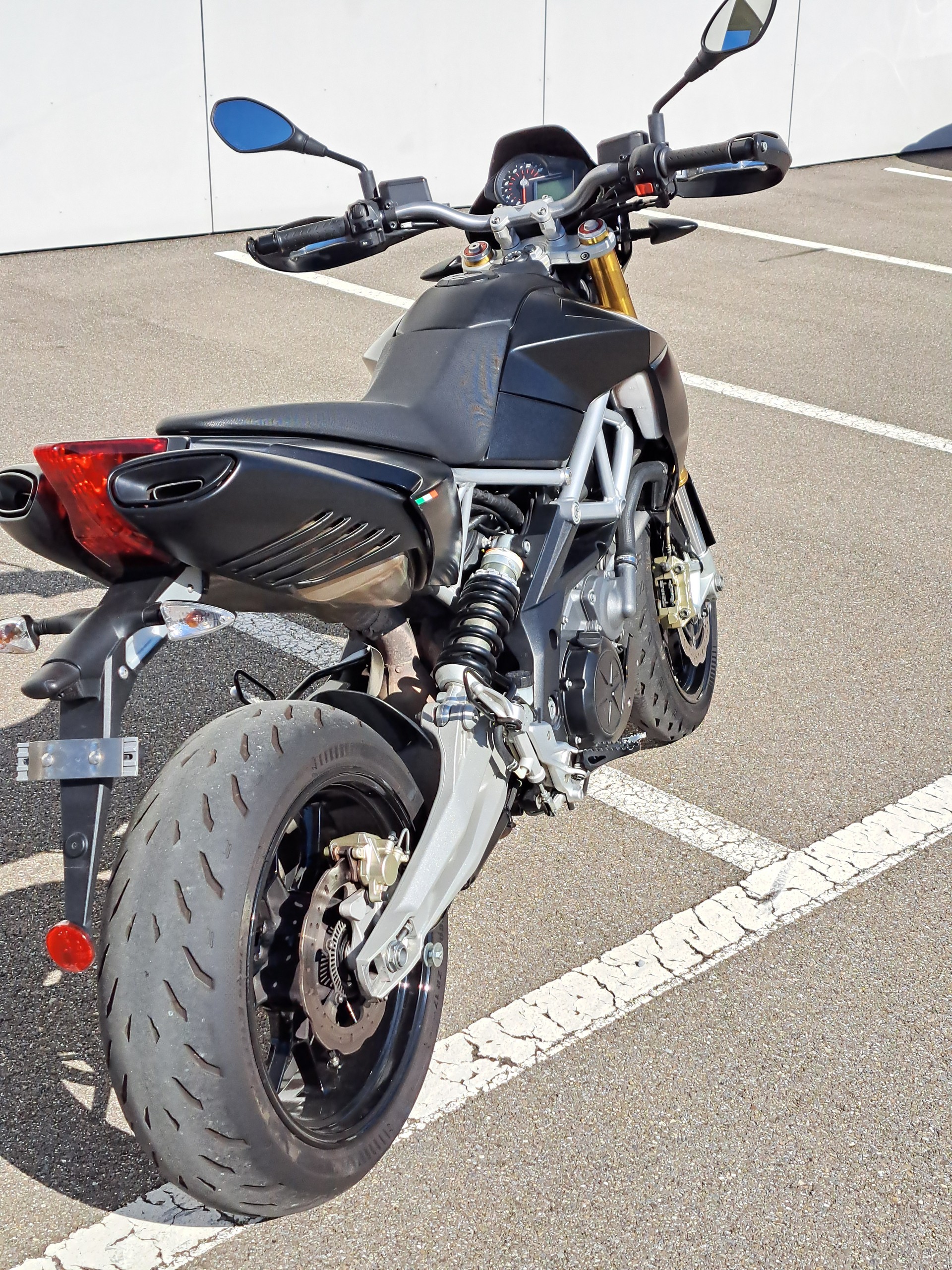 APRILIA Dorsoduro SMV 750 ABS-image-6