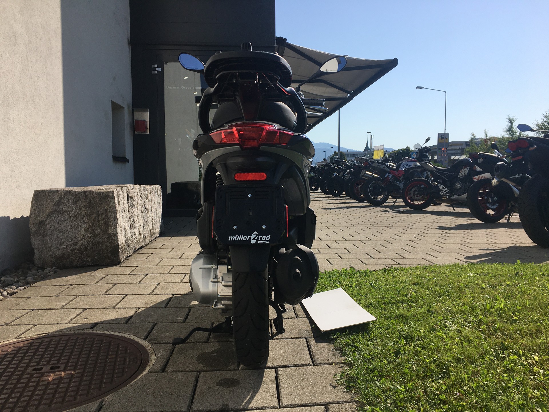 PIAGGIO Liberty 125 Sport E5+-showroom-element-3