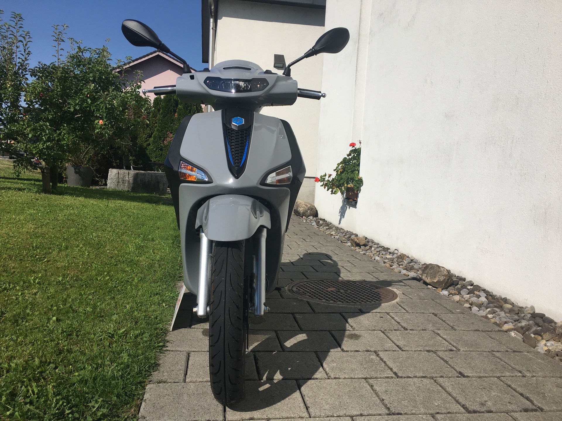 PIAGGIO Liberty 125 Sport E5+-showroom-element-1