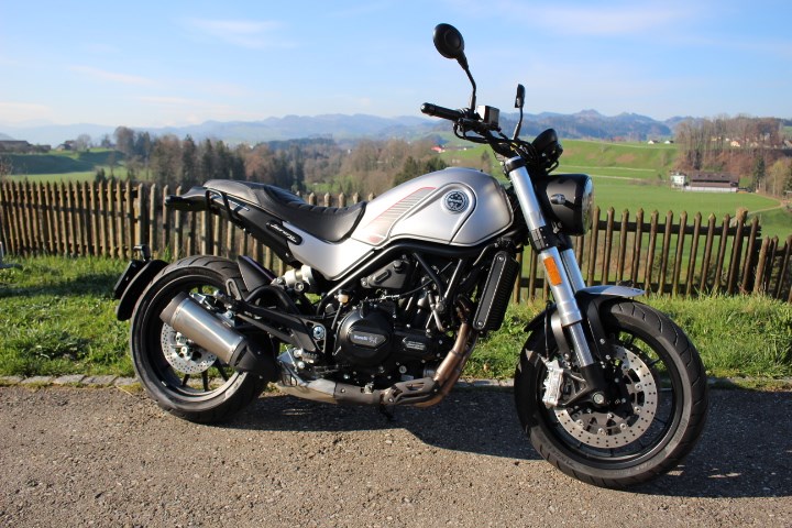 BENELLI Leoncino 500