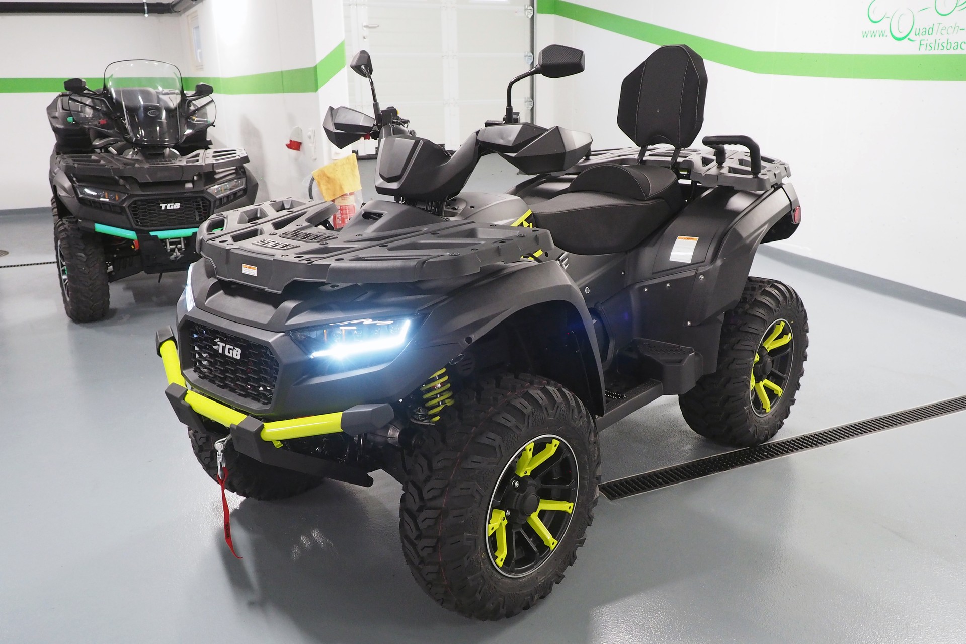 TGB Blade 1000 EFI LT Touring 4x4-showroom-element-2
