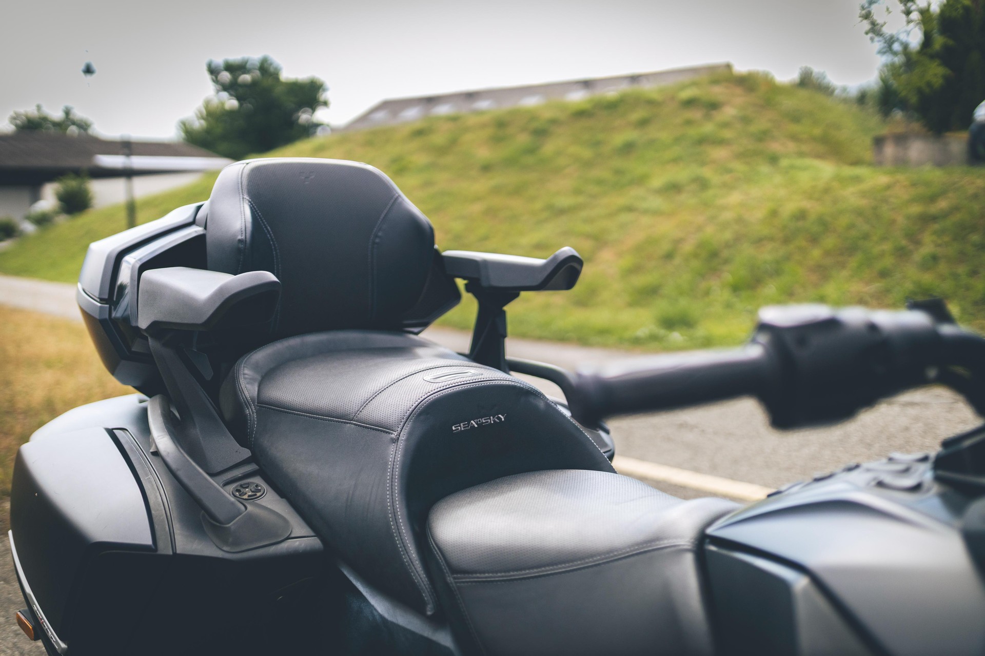 CAN-AM Spyder RT-LTD Sea Sky Edition SE6-image-7