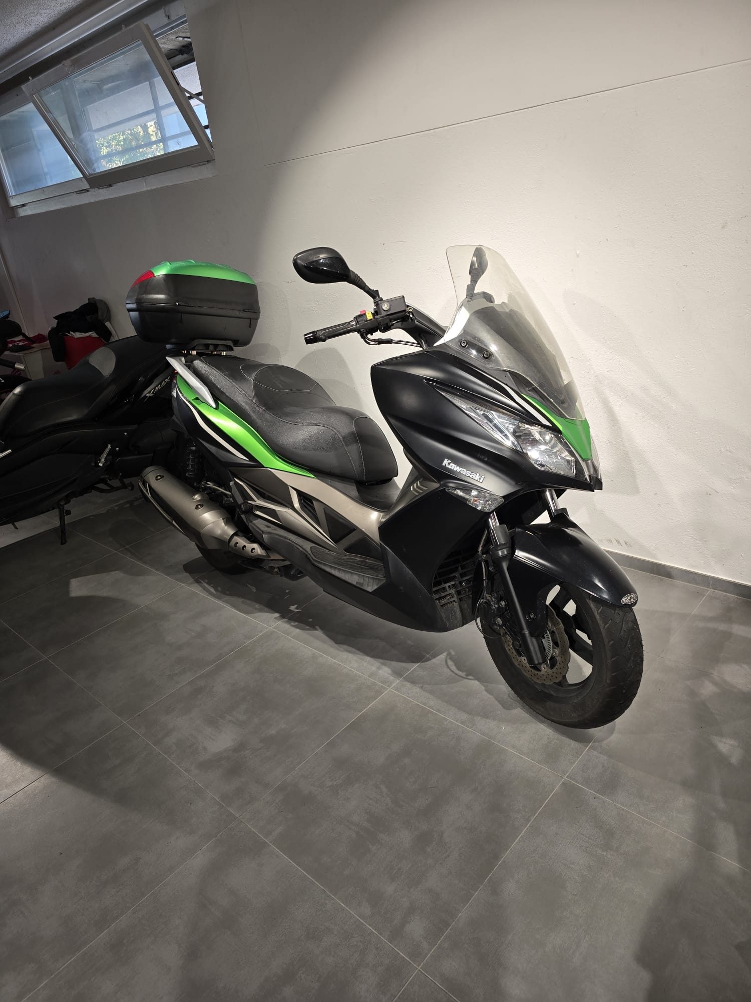 KAWASAKI J-SERIE, Roller - Occasionen kaufen | MotoScout24
