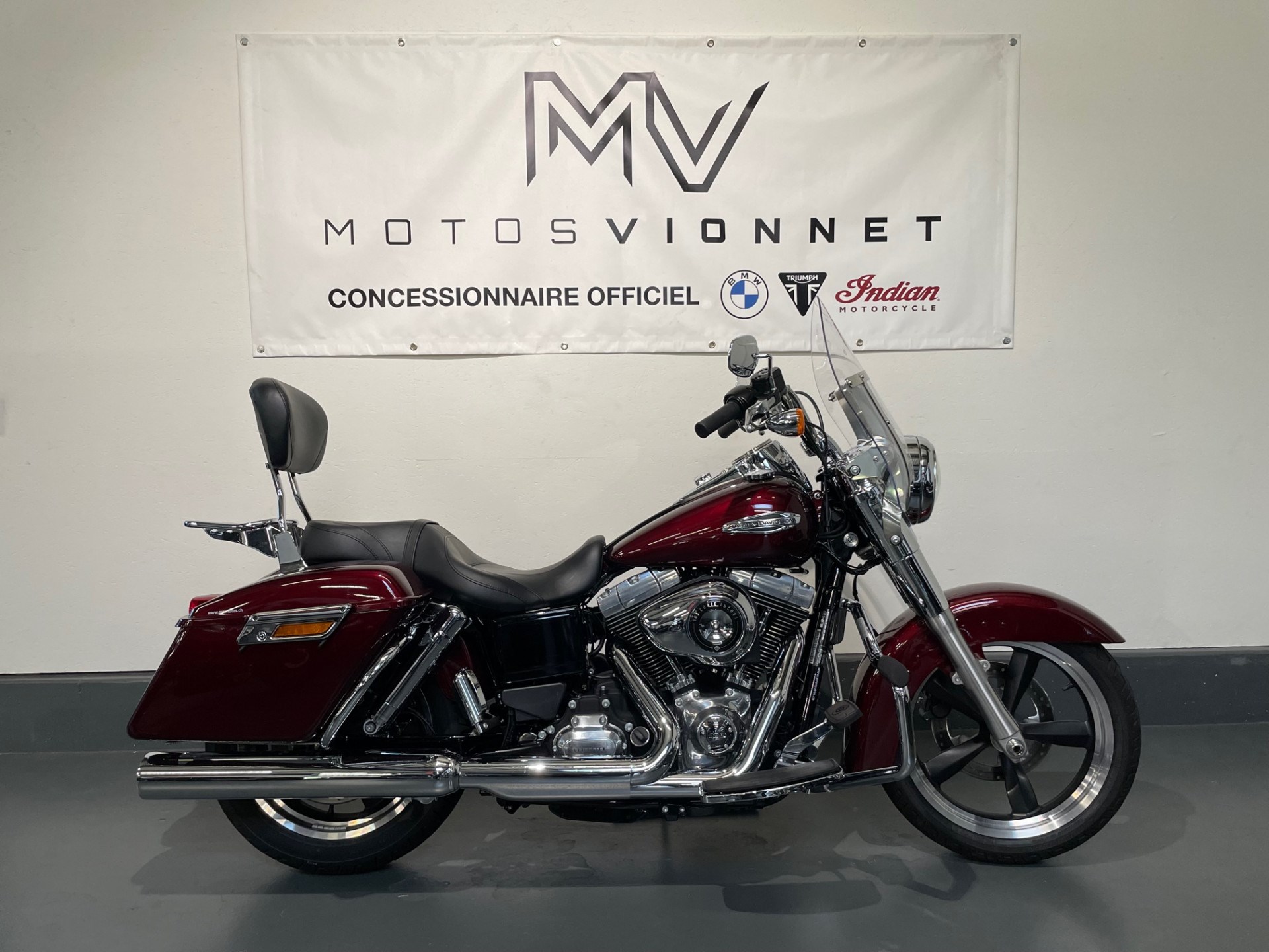 HARLEY-DAVIDSON FLD 1690 Dyna Switchback