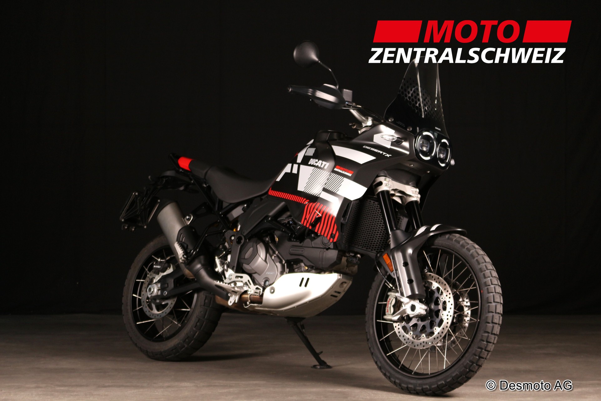 DUCATI Desert X