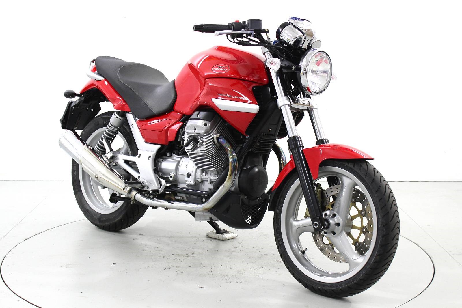 MOTO GUZZI Breva 750 i.e.-showroom-element-1