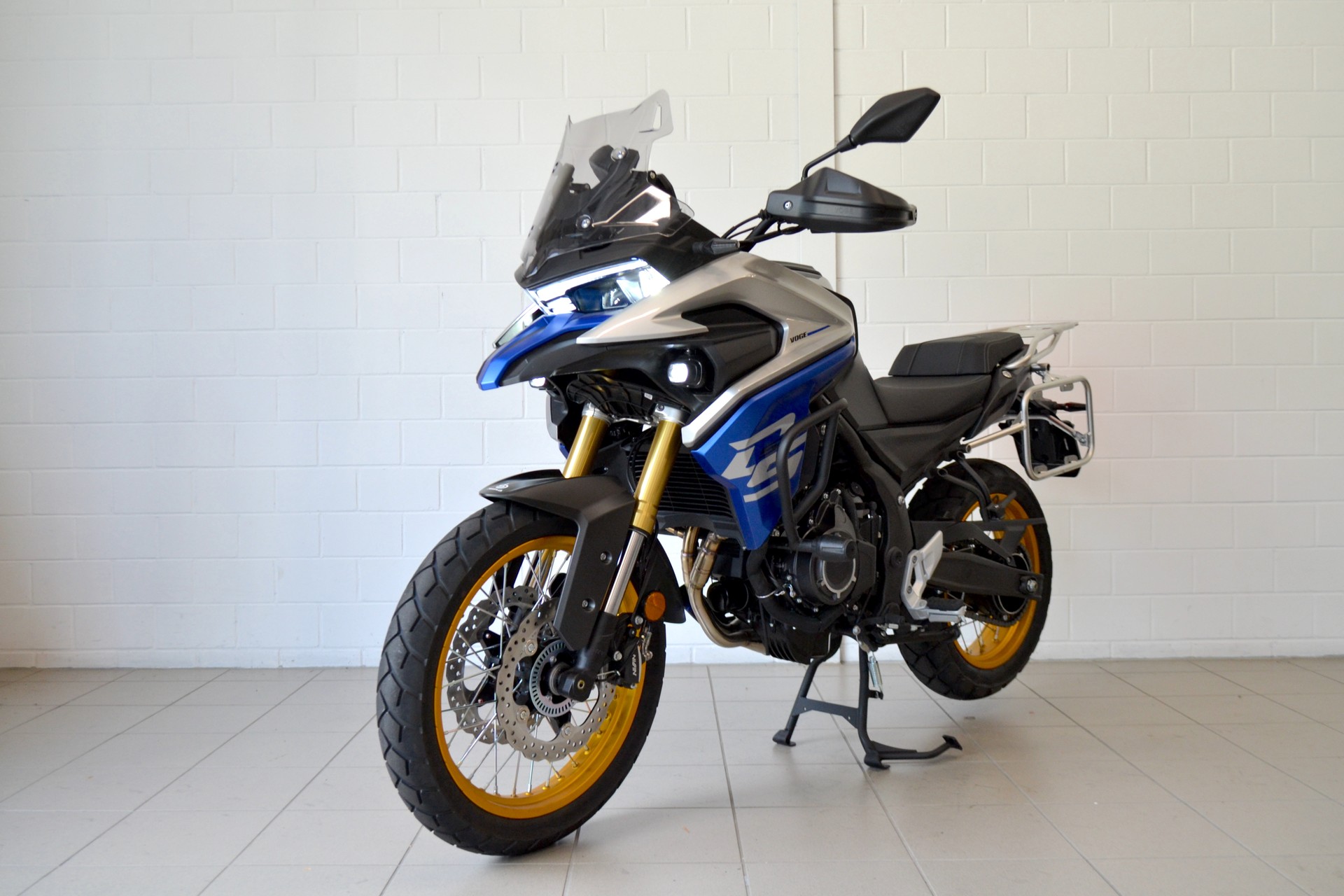VOGE 525DSX-showroom-element-2
