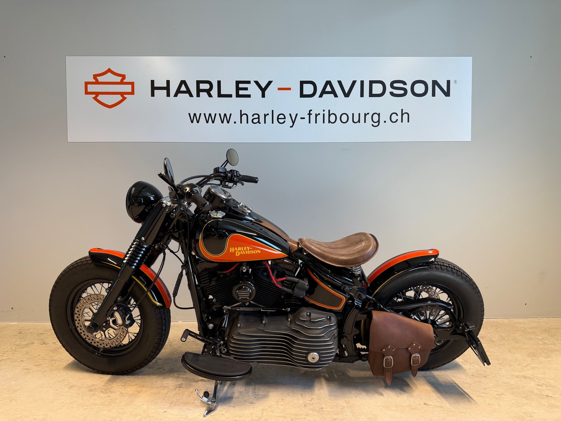 HARLEY-DAVIDSON FLS Softail Slim ABS-image-4