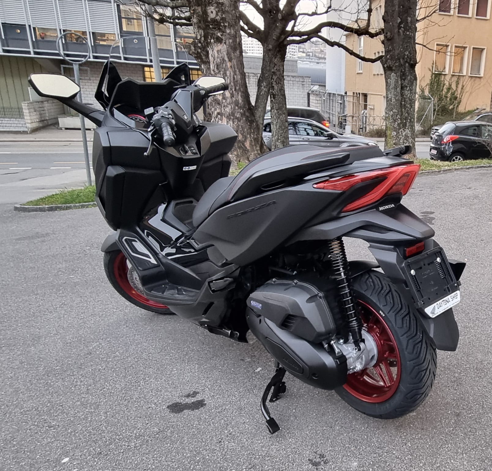 HONDA Nss 125 Forza Special Edition-image-2
