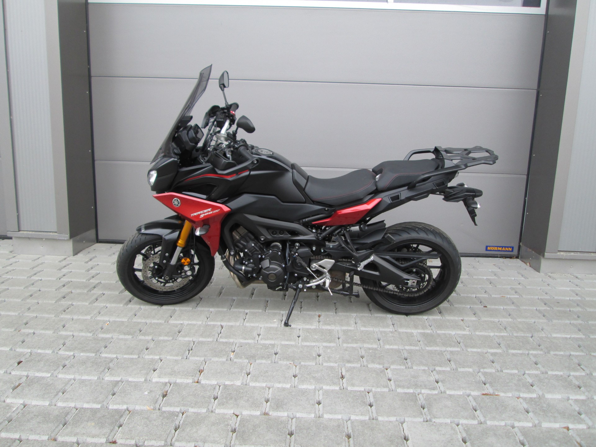YAMAHA Tracer 900 GT-showroom-element-2
