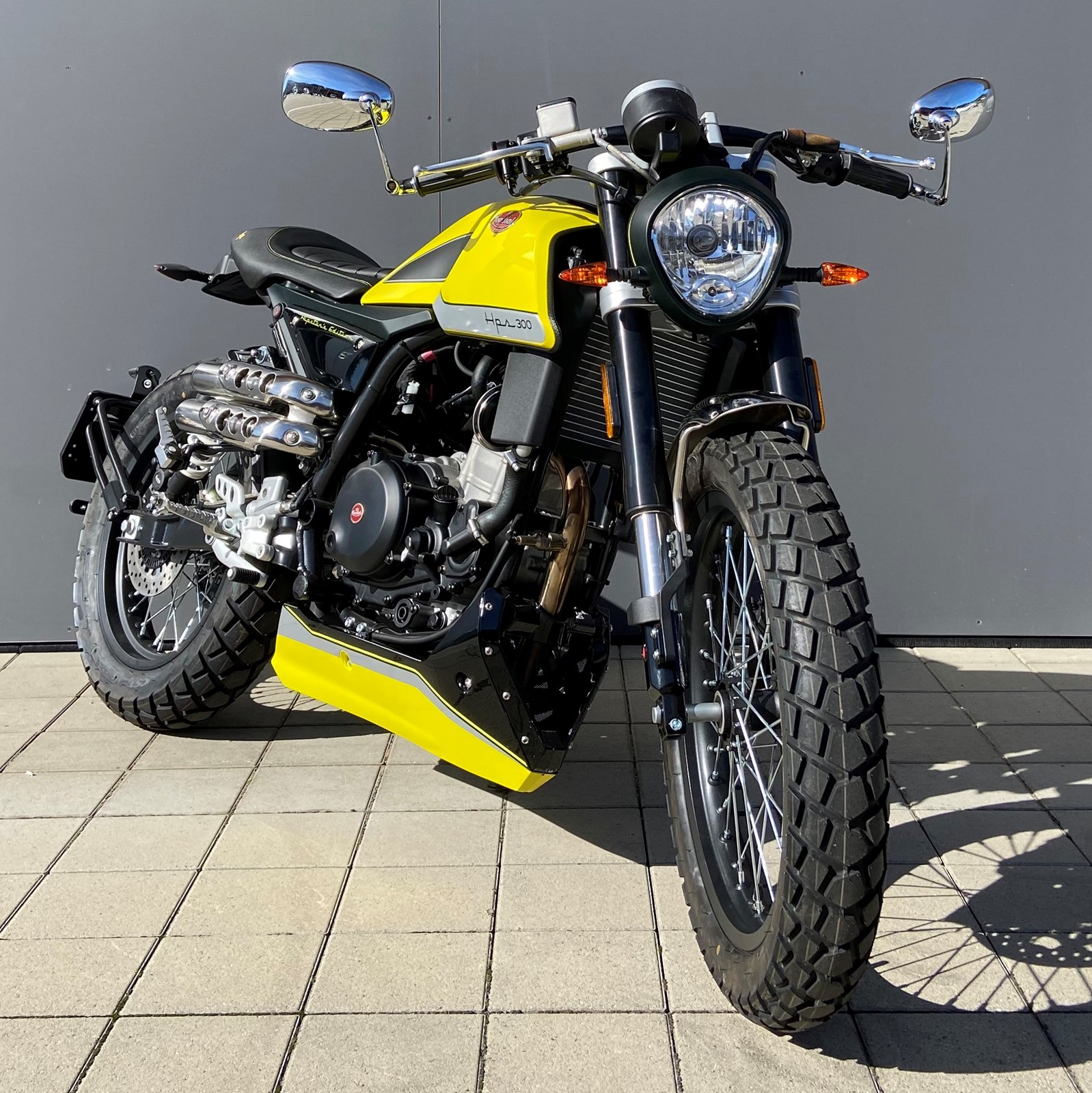 MONDIAL HPS 300-showroom-element-1