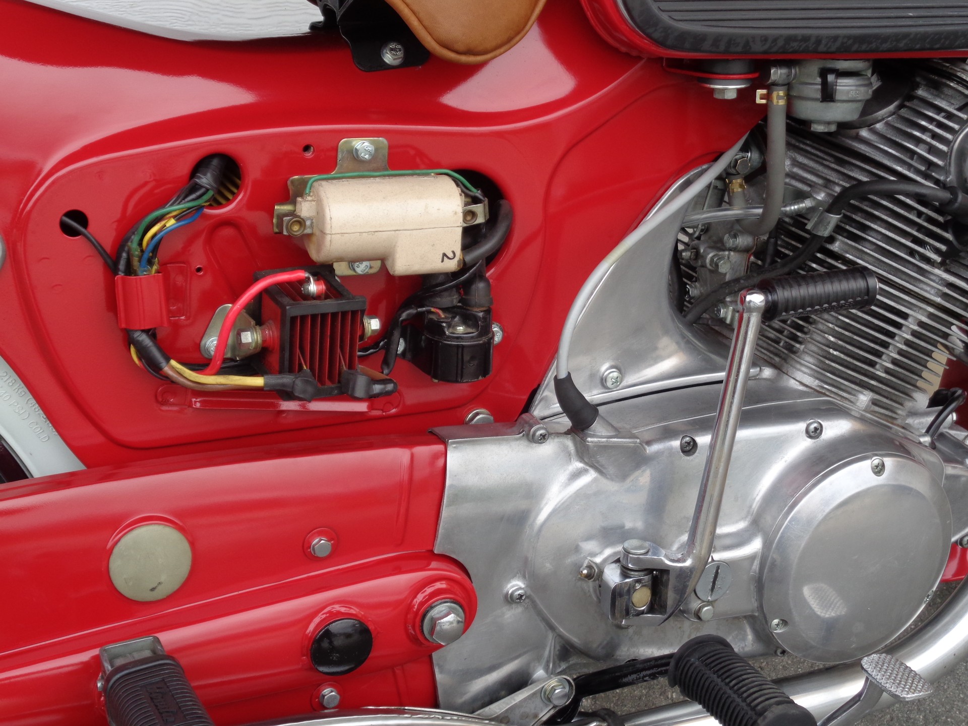 HONDA C 72 Dream 250 (60-62)-image-8