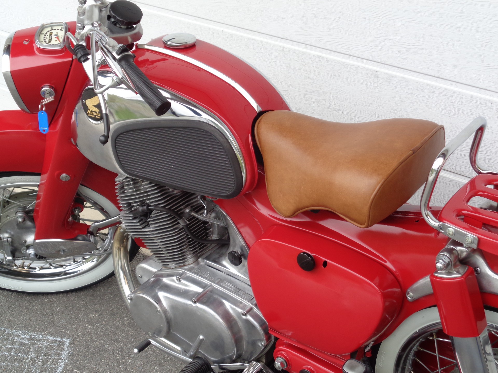 HONDA C 72 Dream 250 (60-62)-image-14