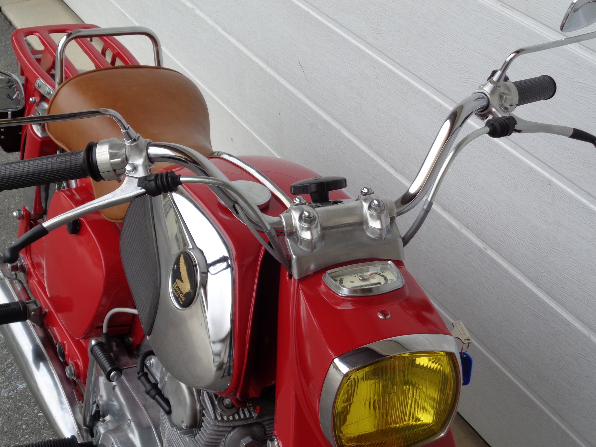 HONDA C 72 Dream 250 (60-62)-image-10