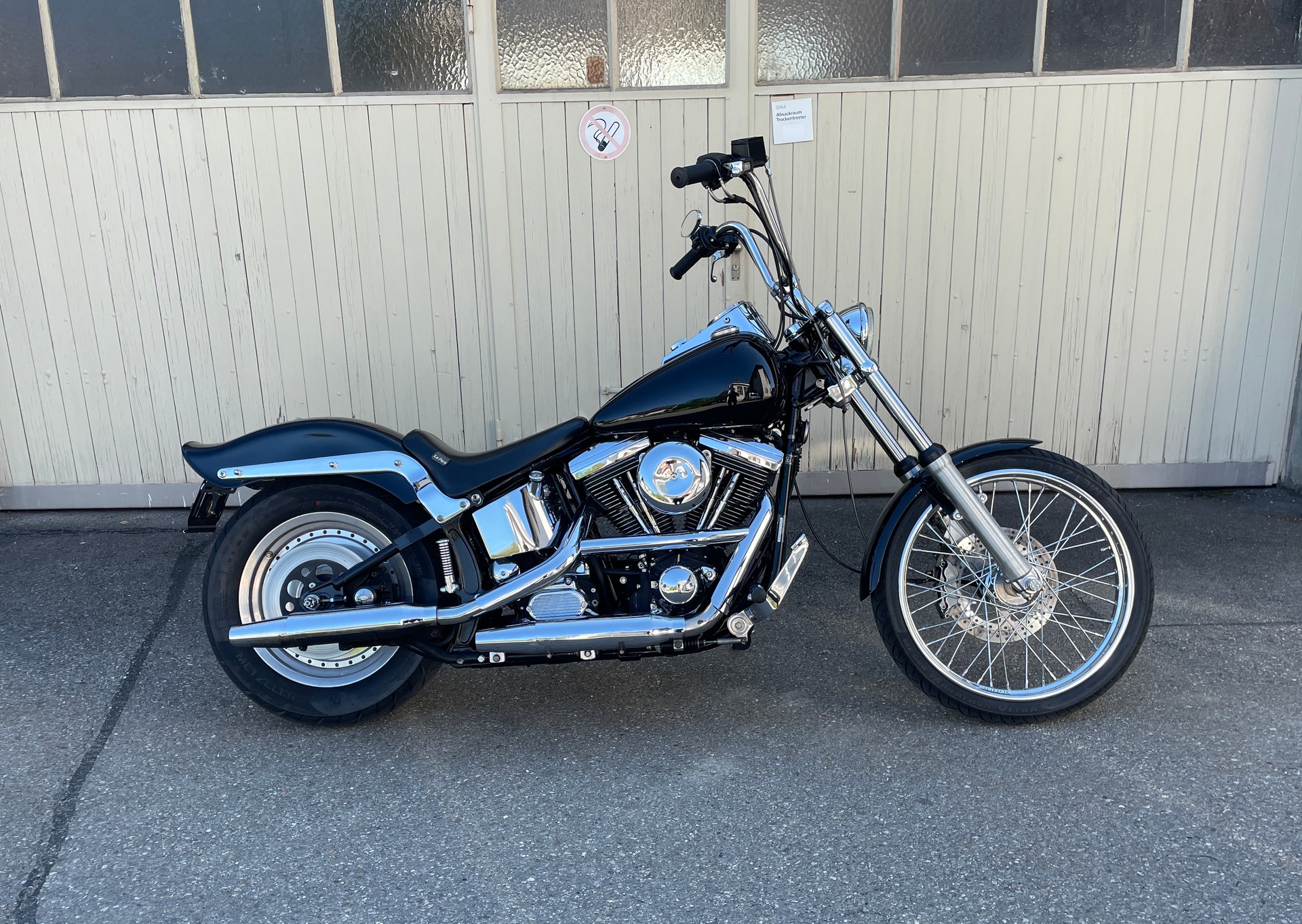 HARLEY-DAVIDSON FXSTC Softail Custom-image-0