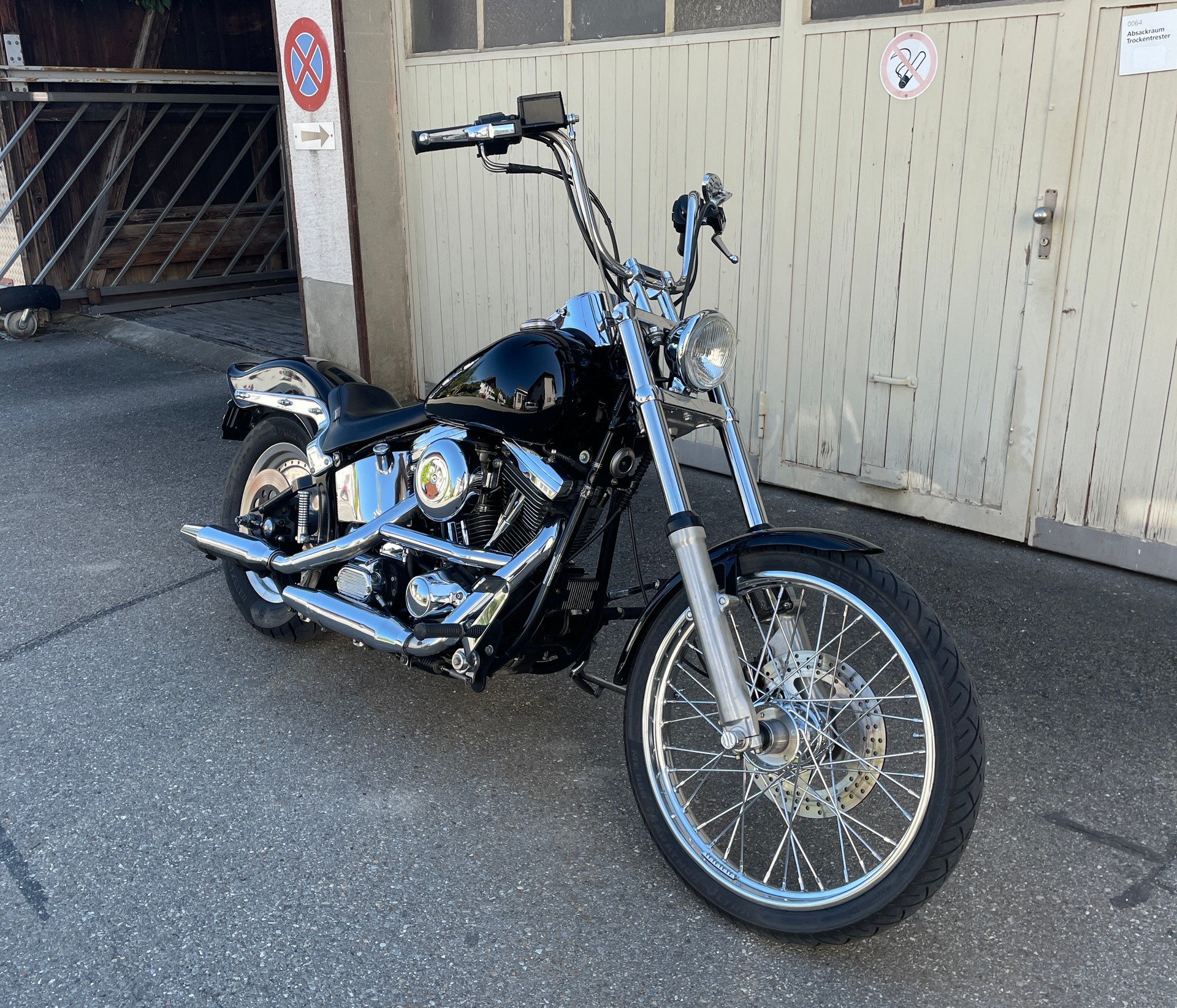 HARLEY-DAVIDSON FXSTC Softail Custom-image-2