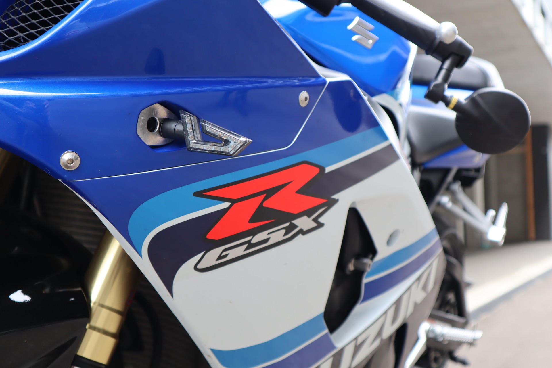 SUZUKI GSX-R 750 K5 Anniversary-image-4