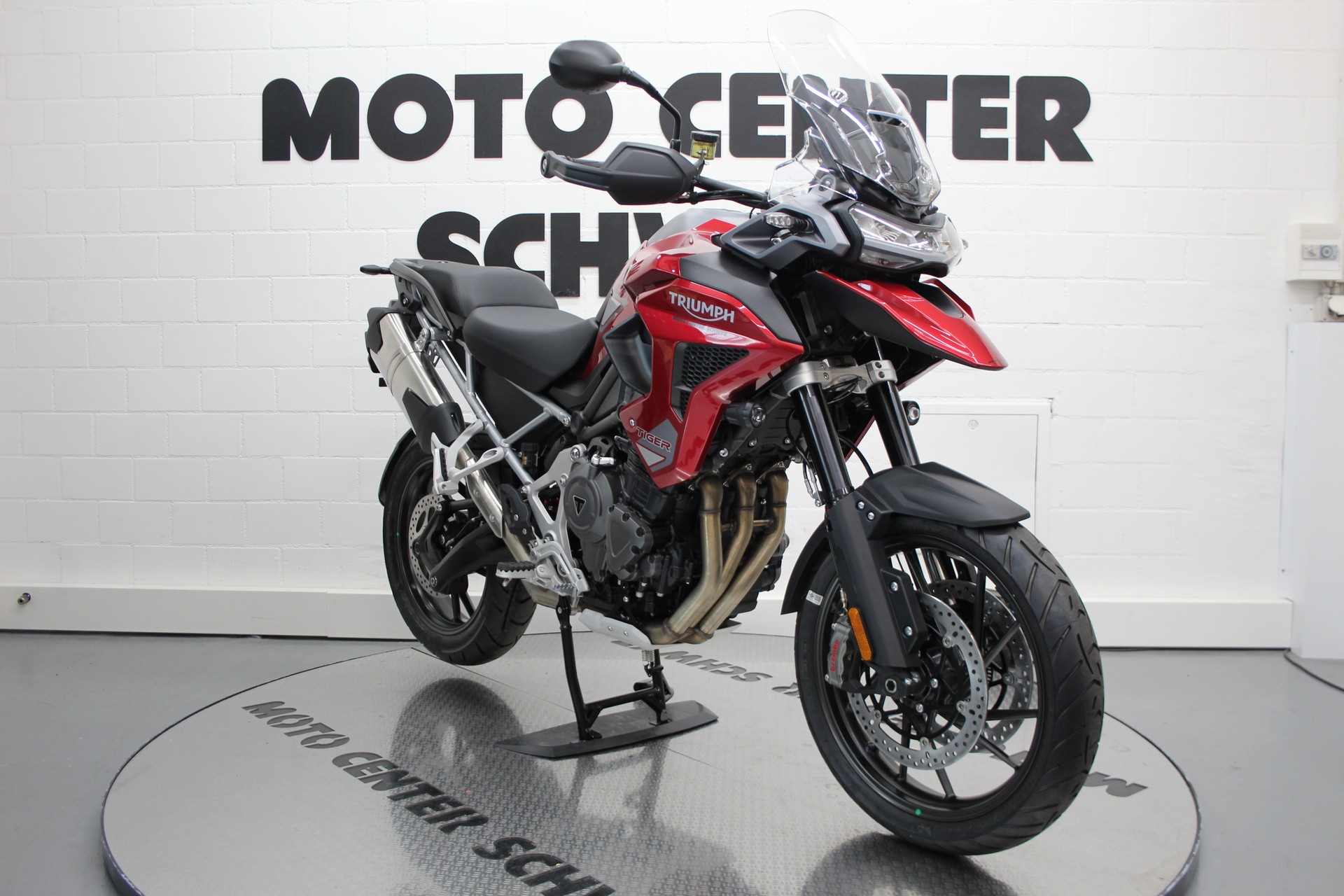 TRIUMPH Tiger 1200 GT Pro-showroom-element-1