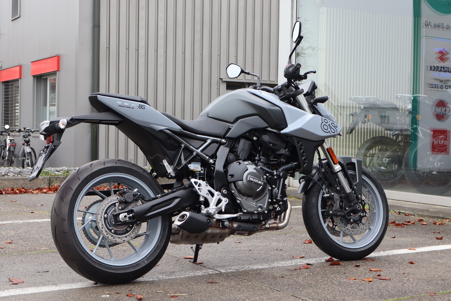 SUZUKI GSX 8 S ABS / TCS (35kW)-showroom-element-2