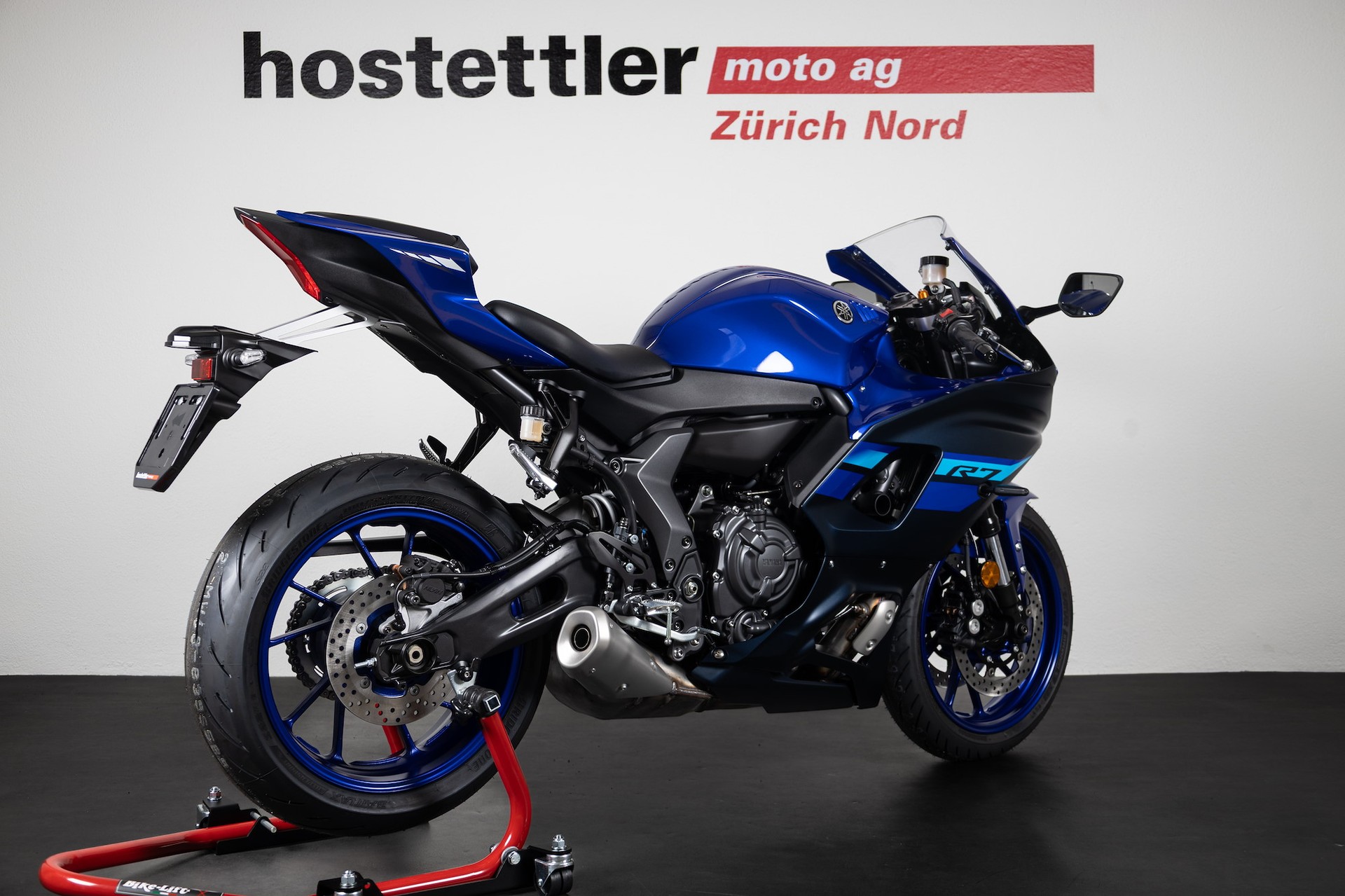 YAMAHA R7 35kW-showroom-element-2