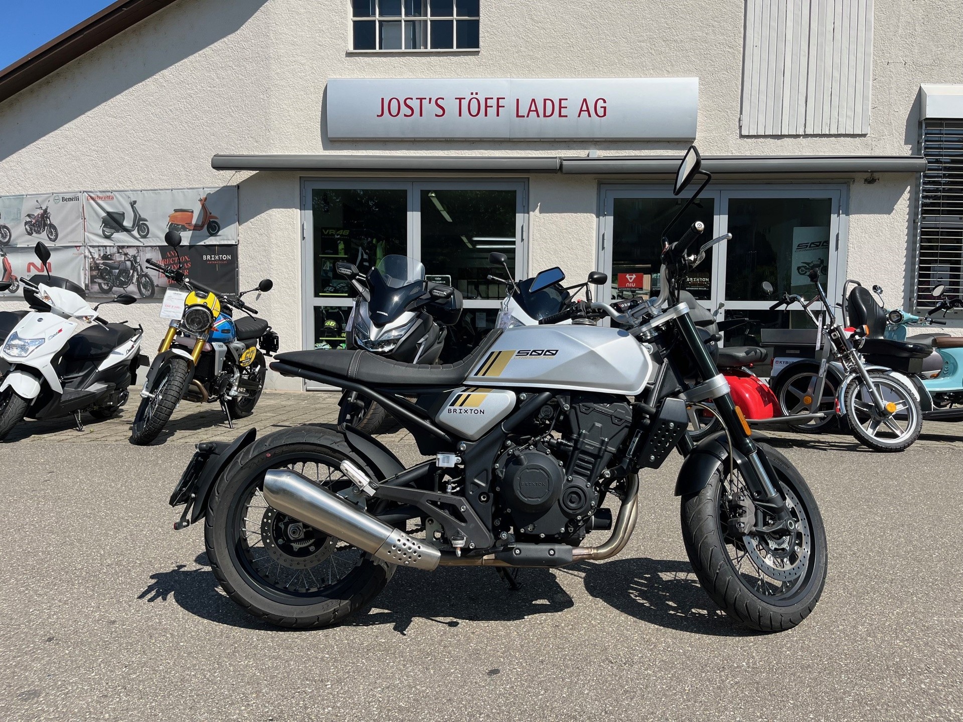 BRIXTON Crossfire 500 ABS - GRATIS LIEFERUNG*-showroom-element-1