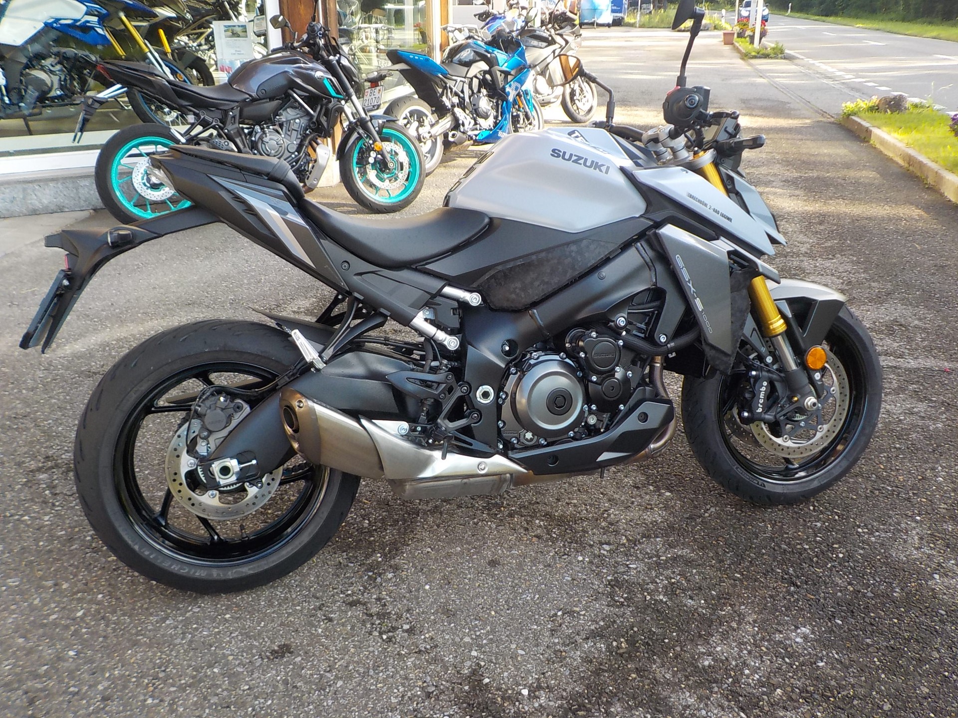 SUZUKI GSX-S 1000-image-6