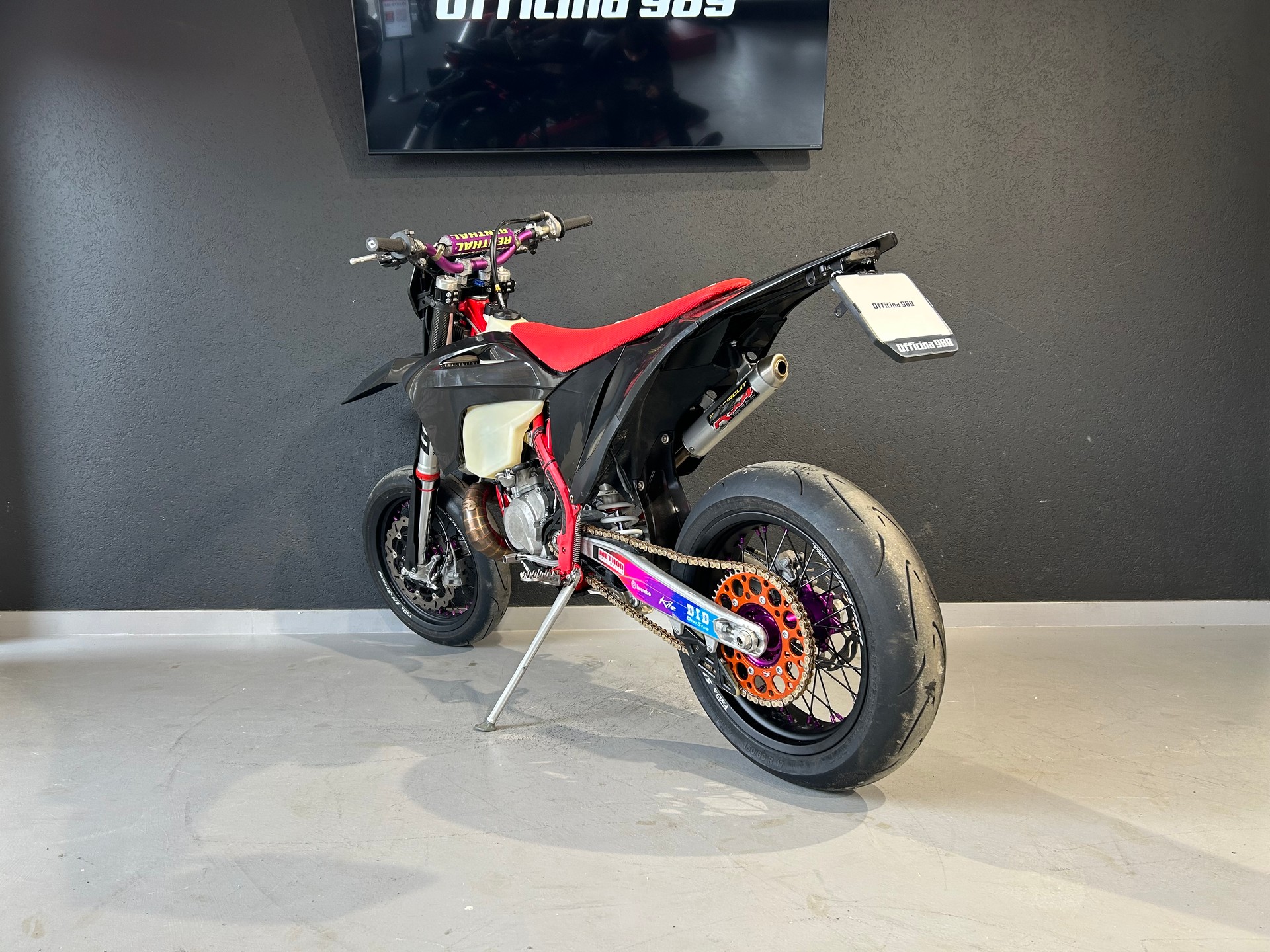 GASGAS EC 300-showroom-element-3