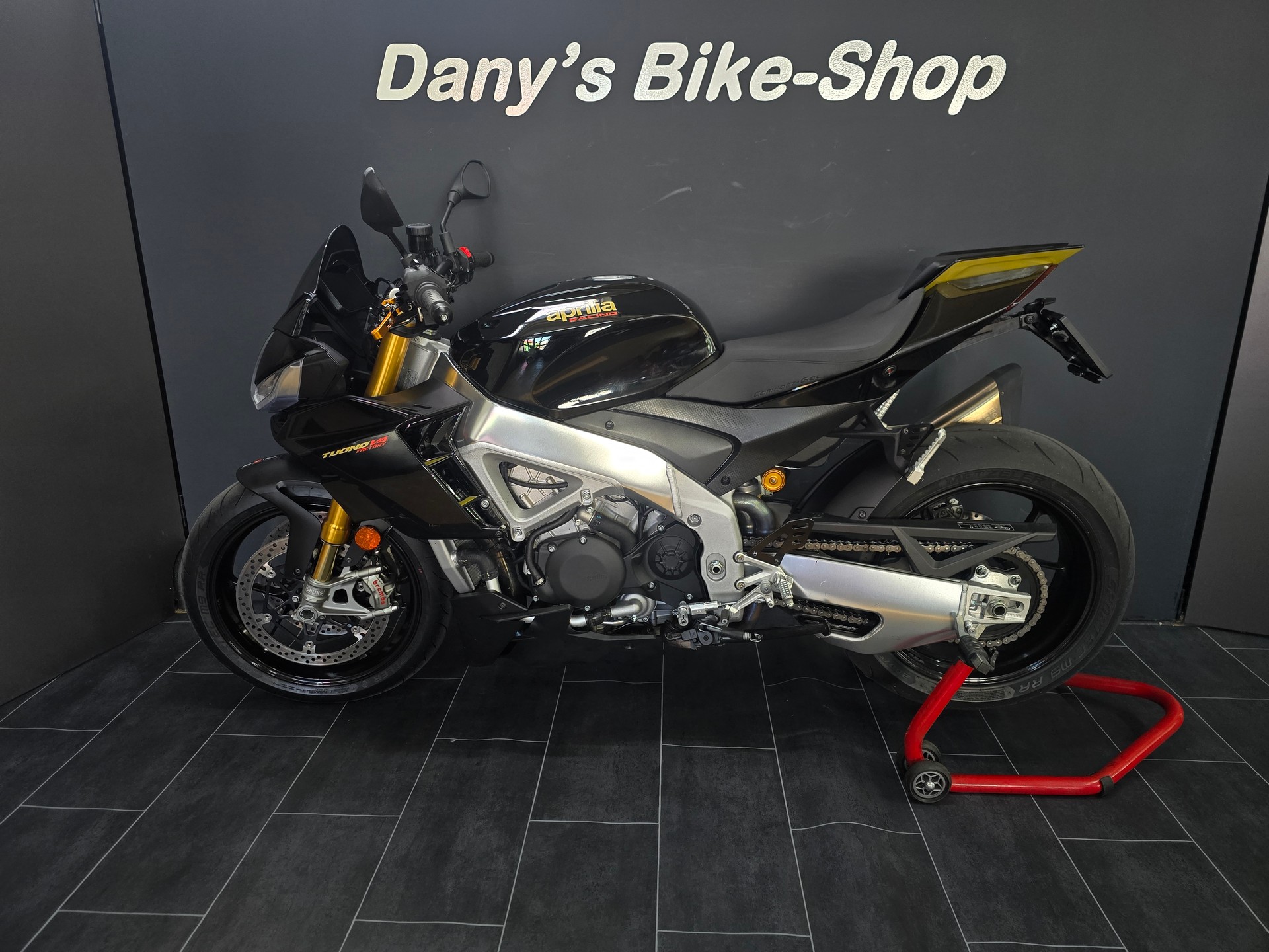 APRILIA Tuono V4 1100 Factory