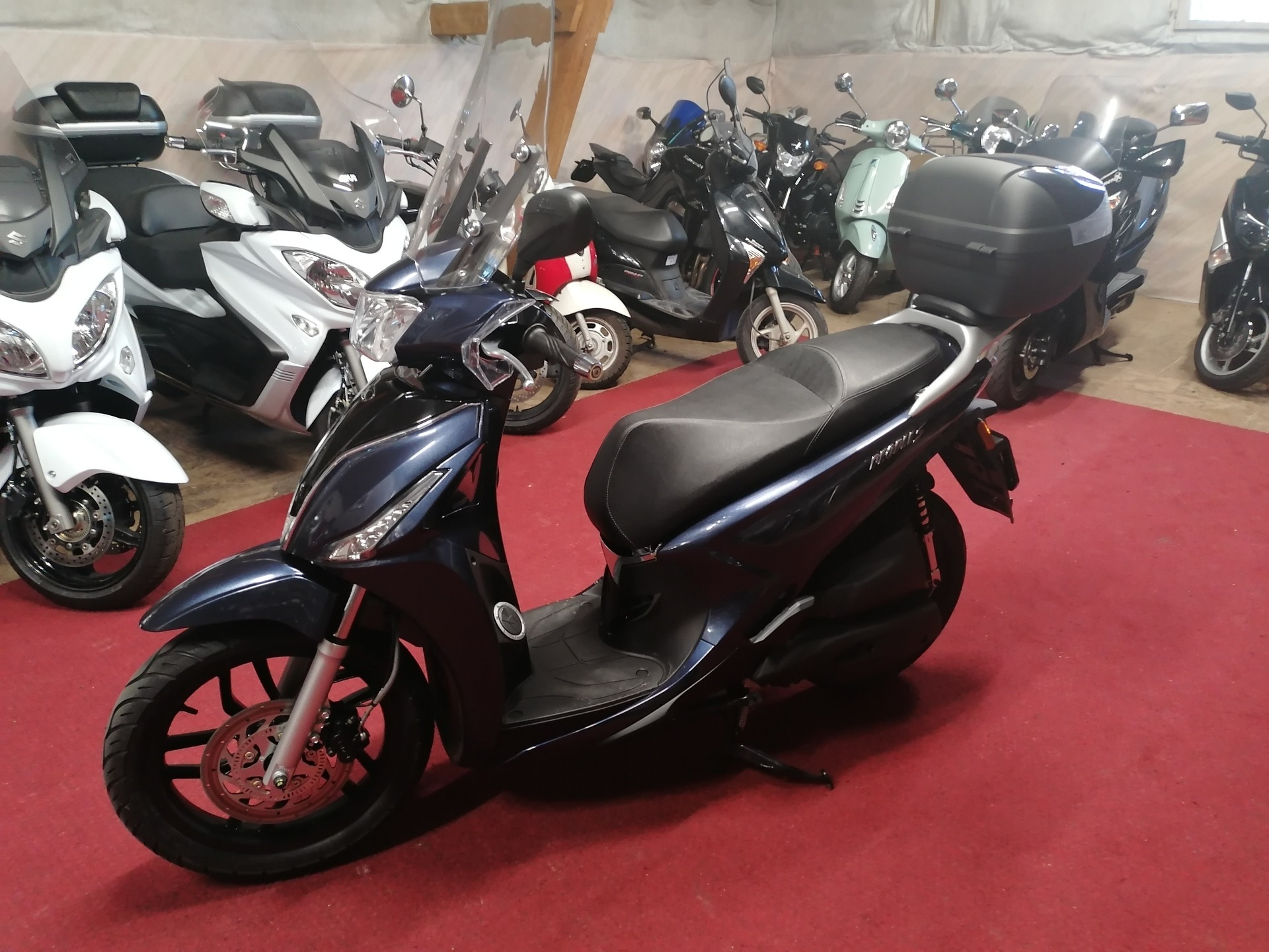 KYMCO People S 125i ABS Topcase/Windschild-image-1