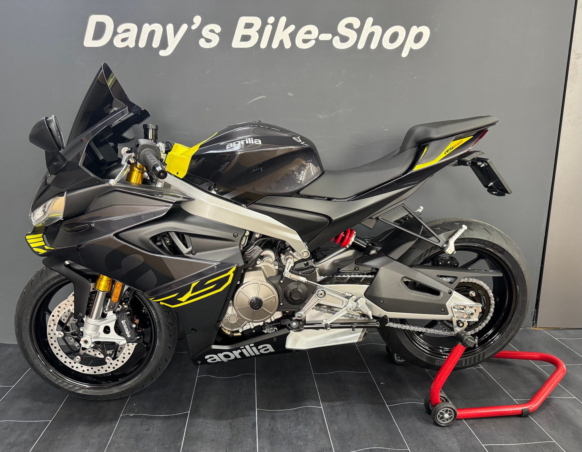 APRILIA RS 660
