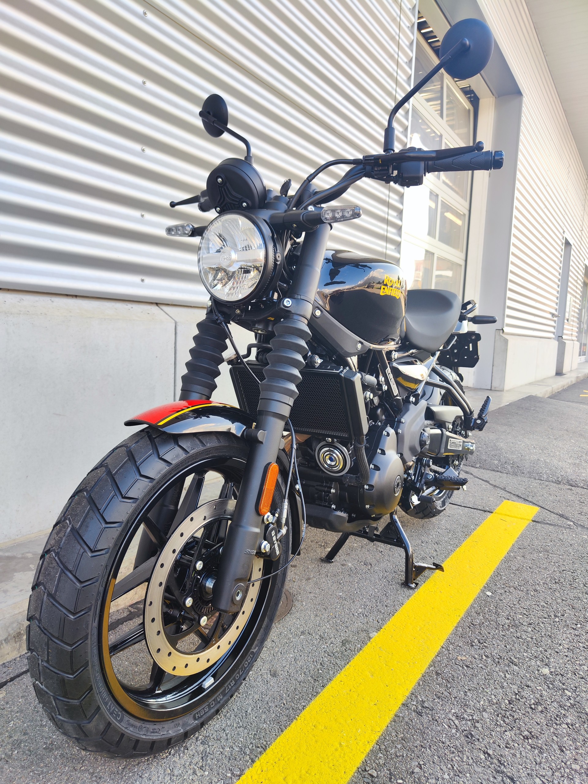 ROYAL ENFIELD Guerrilla 450-image-6
