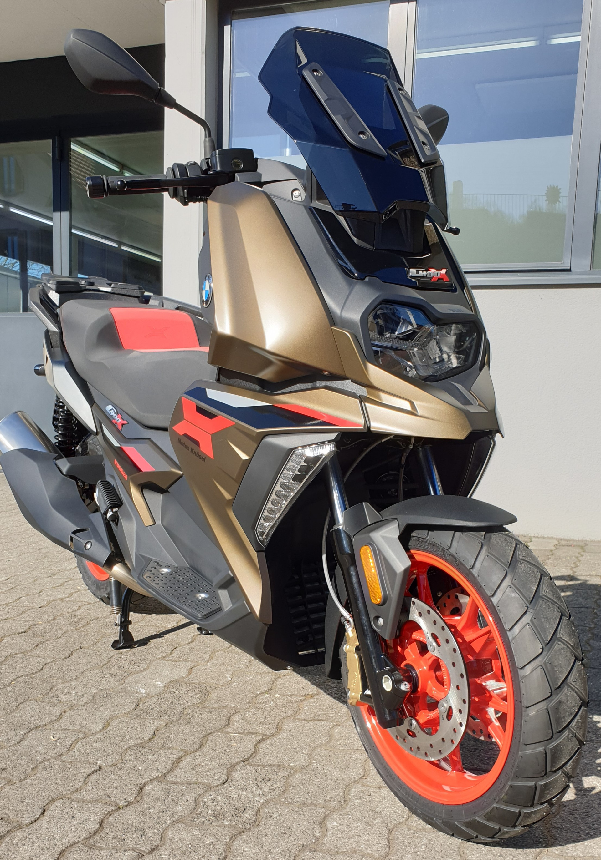 BMW C 400 X Rugged-image-2