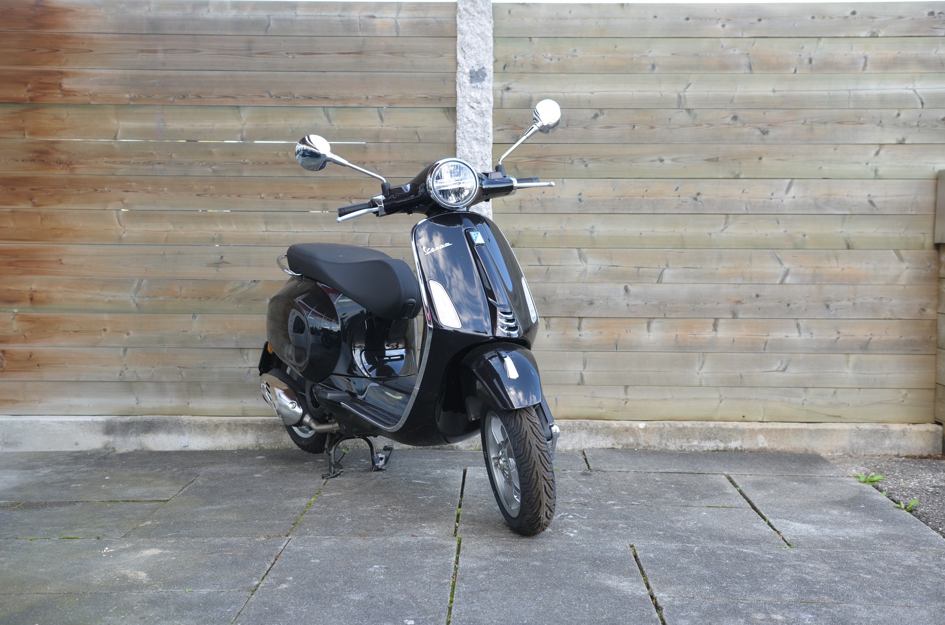 PIAGGIO Vespa 125 Primavera-showroom-element-2