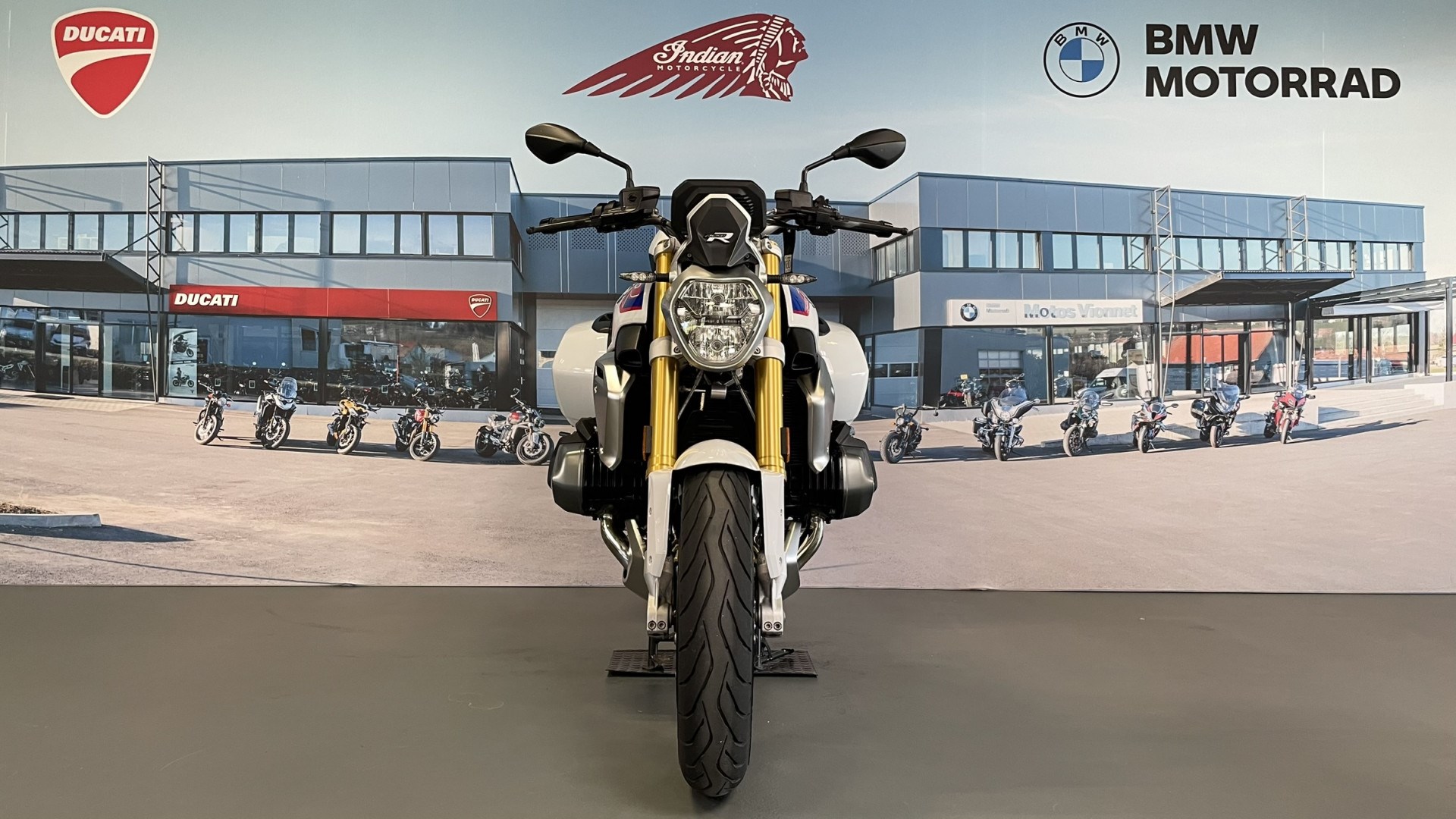 BMW R 1250 R Sport Extension de garantie constructeur + 2ans-showroom-element-1