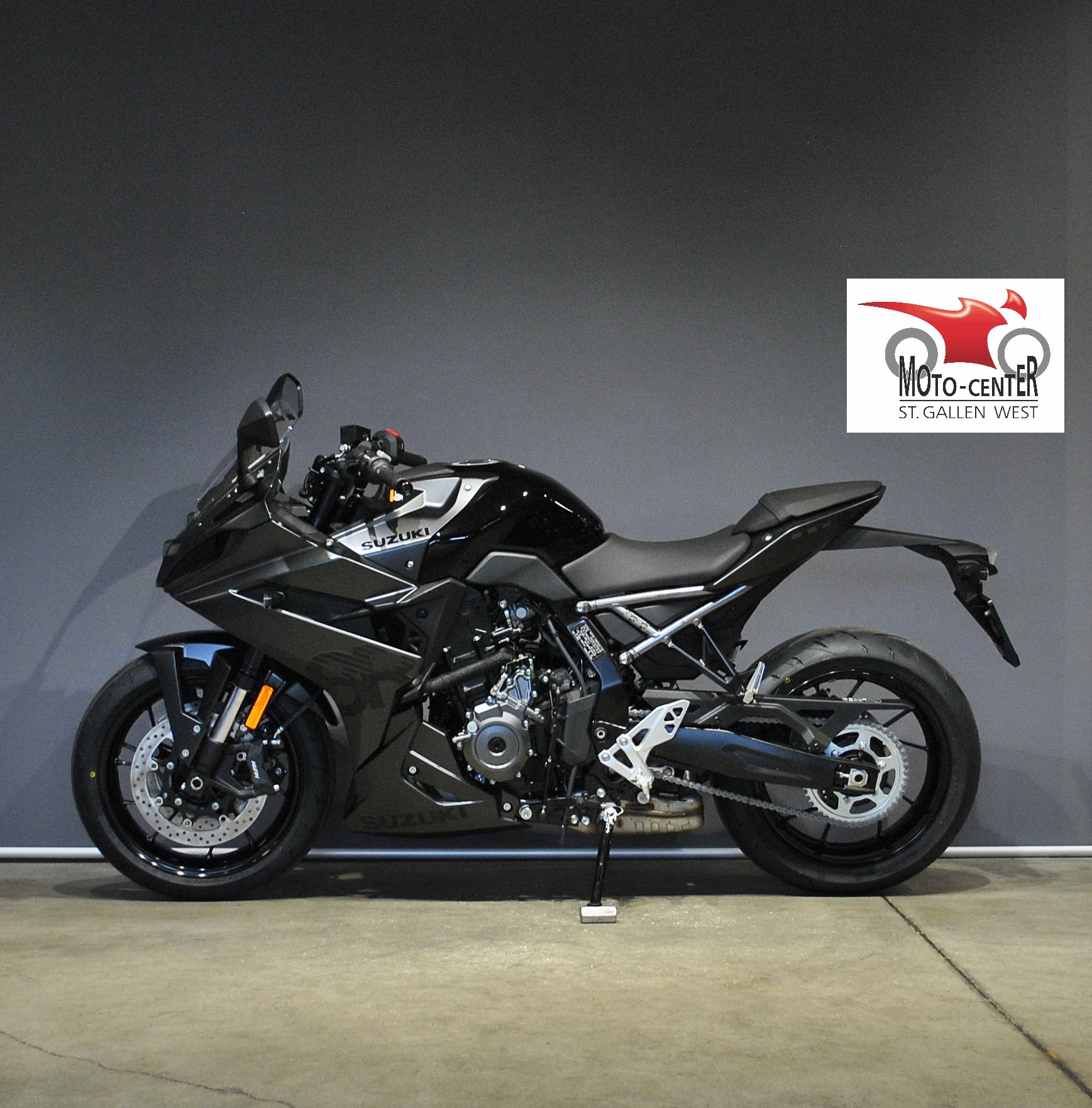 SUZUKI GSX 8R-image-2