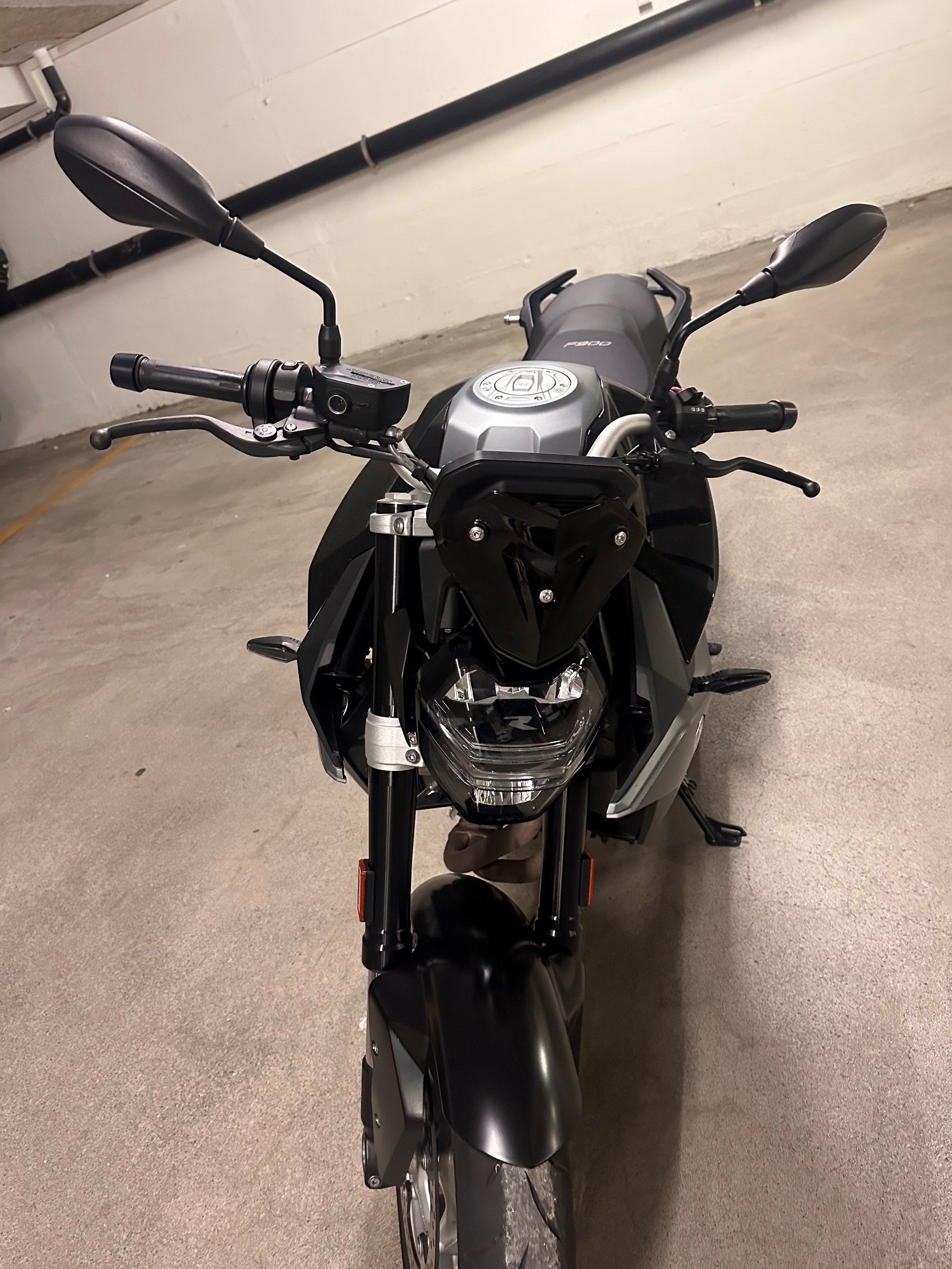 BMW F 900 R A2 (35kW) ABS-image-7