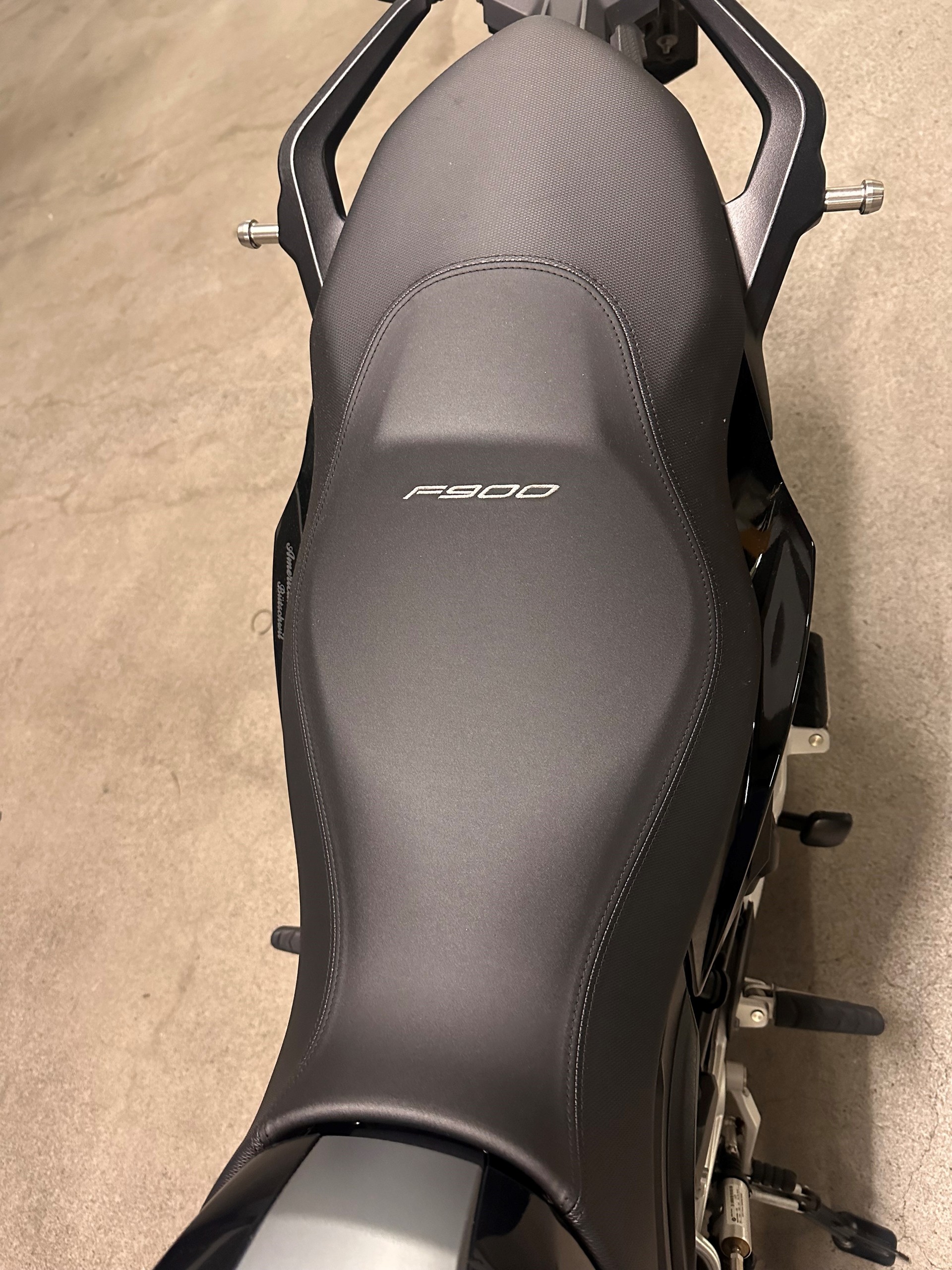BMW F 900 R A2 (35kW) ABS-image-8